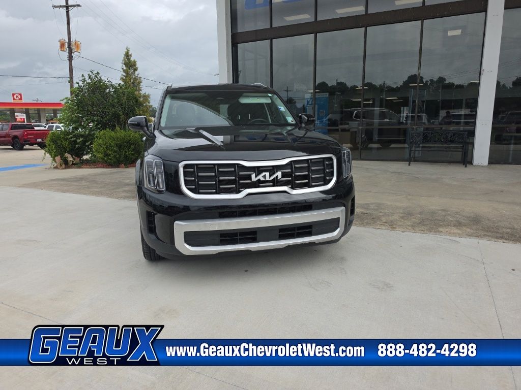 Used 2024 Kia Telluride S SUV