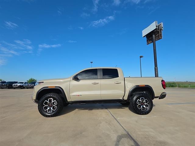 2024 GMC Canyon