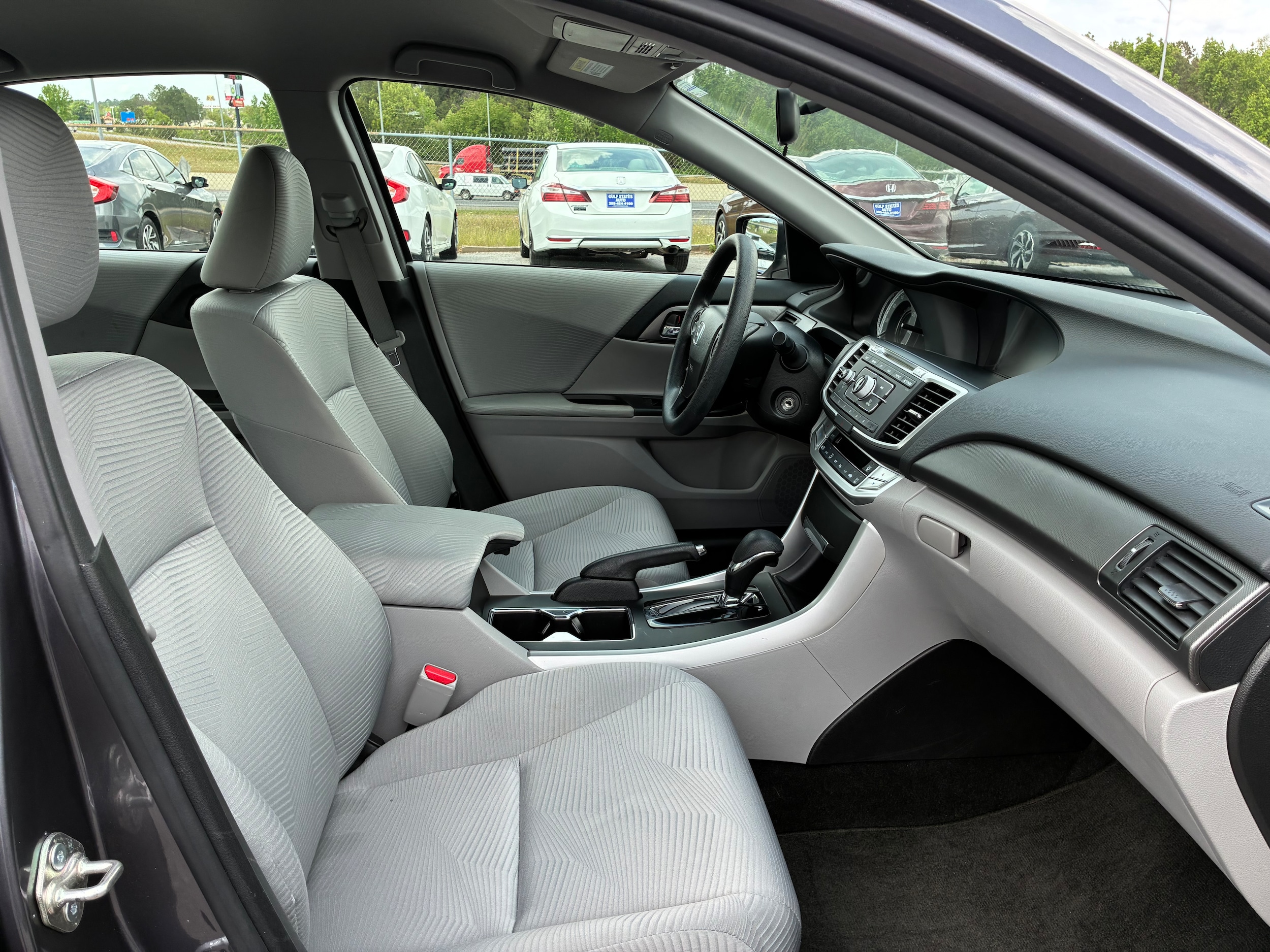 2015 Honda Accord LX - Photo 26