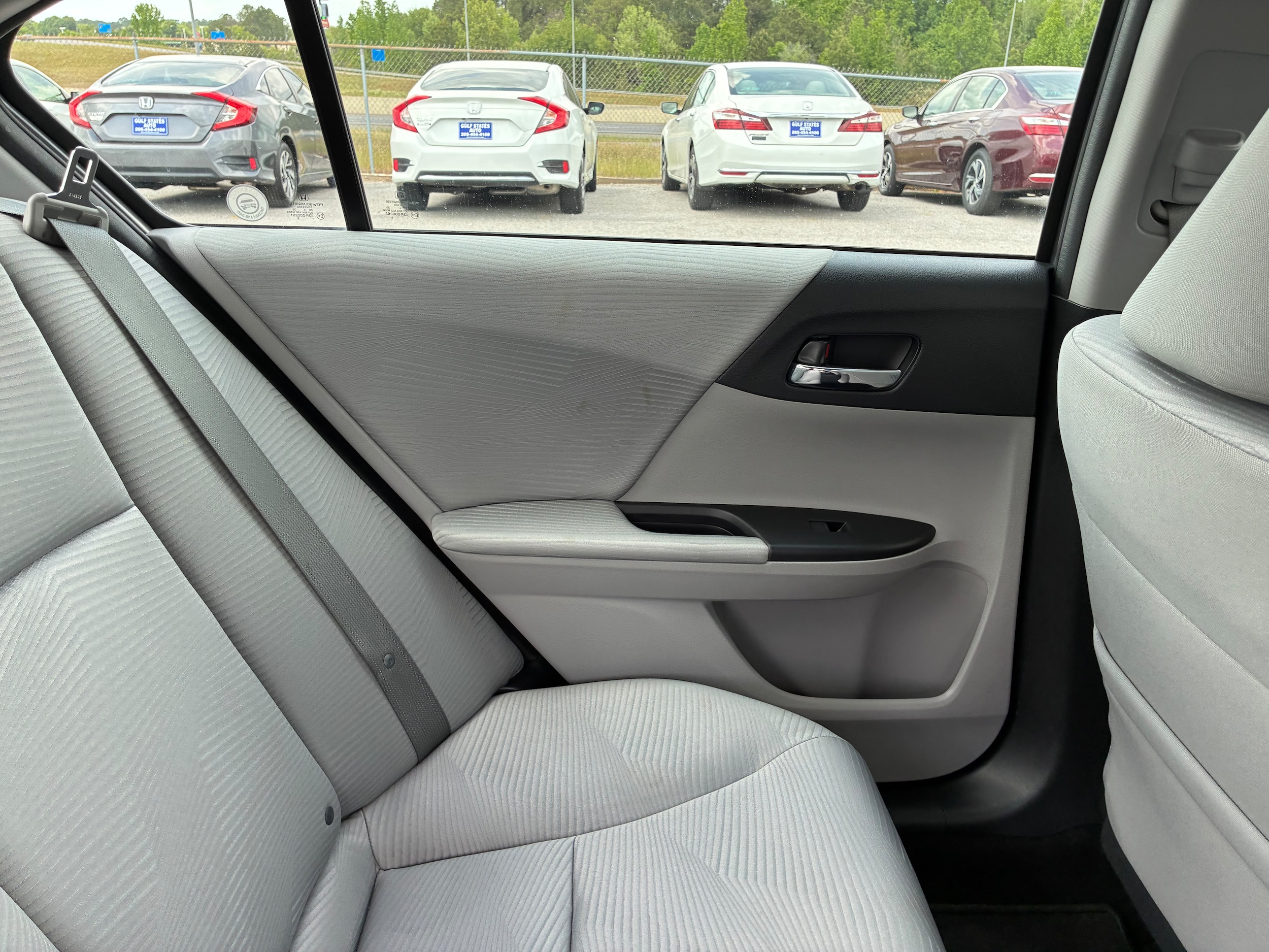 2015 Honda Accord LX - Photo 25