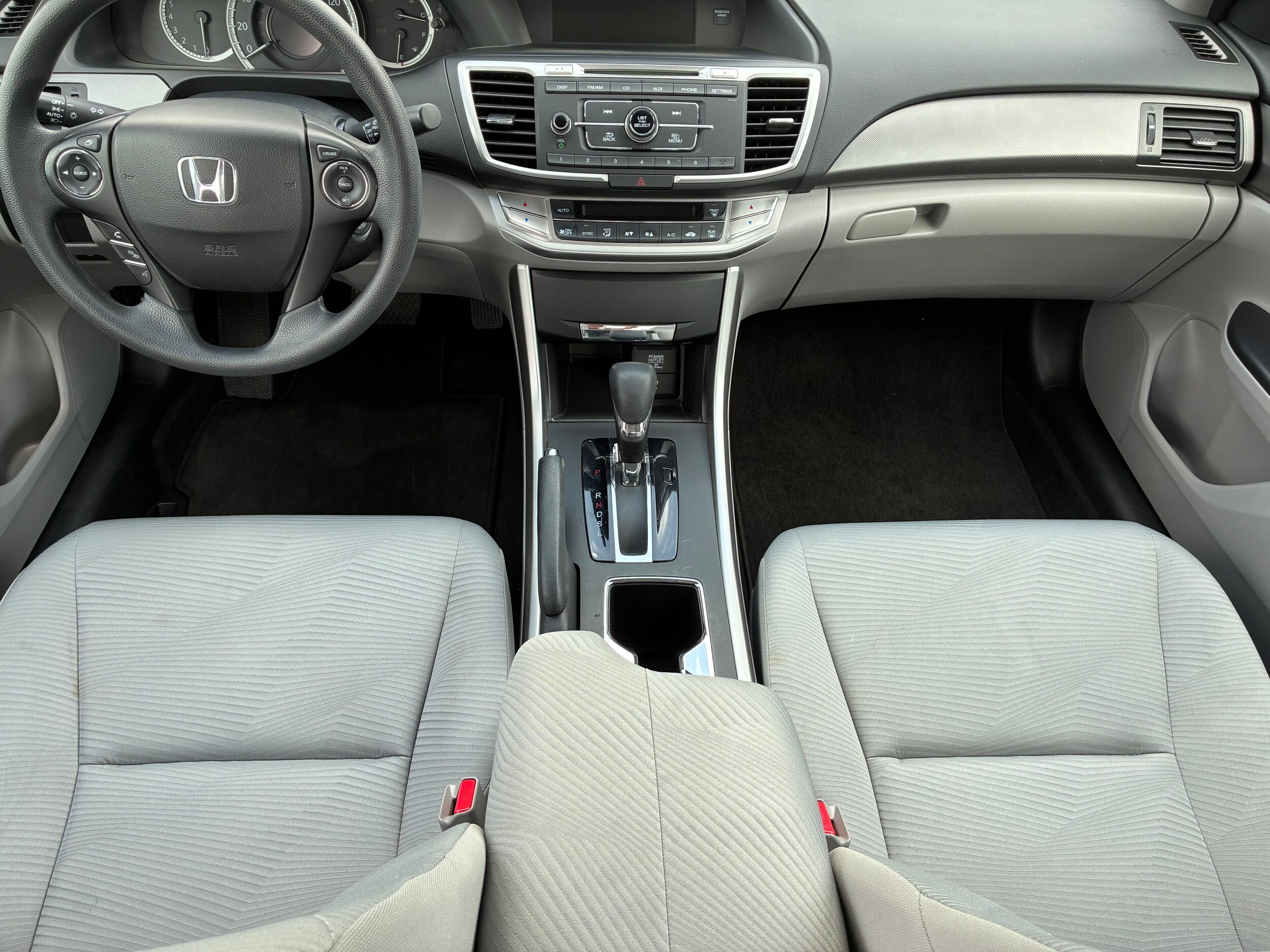 2015 Honda Accord LX - Photo 22