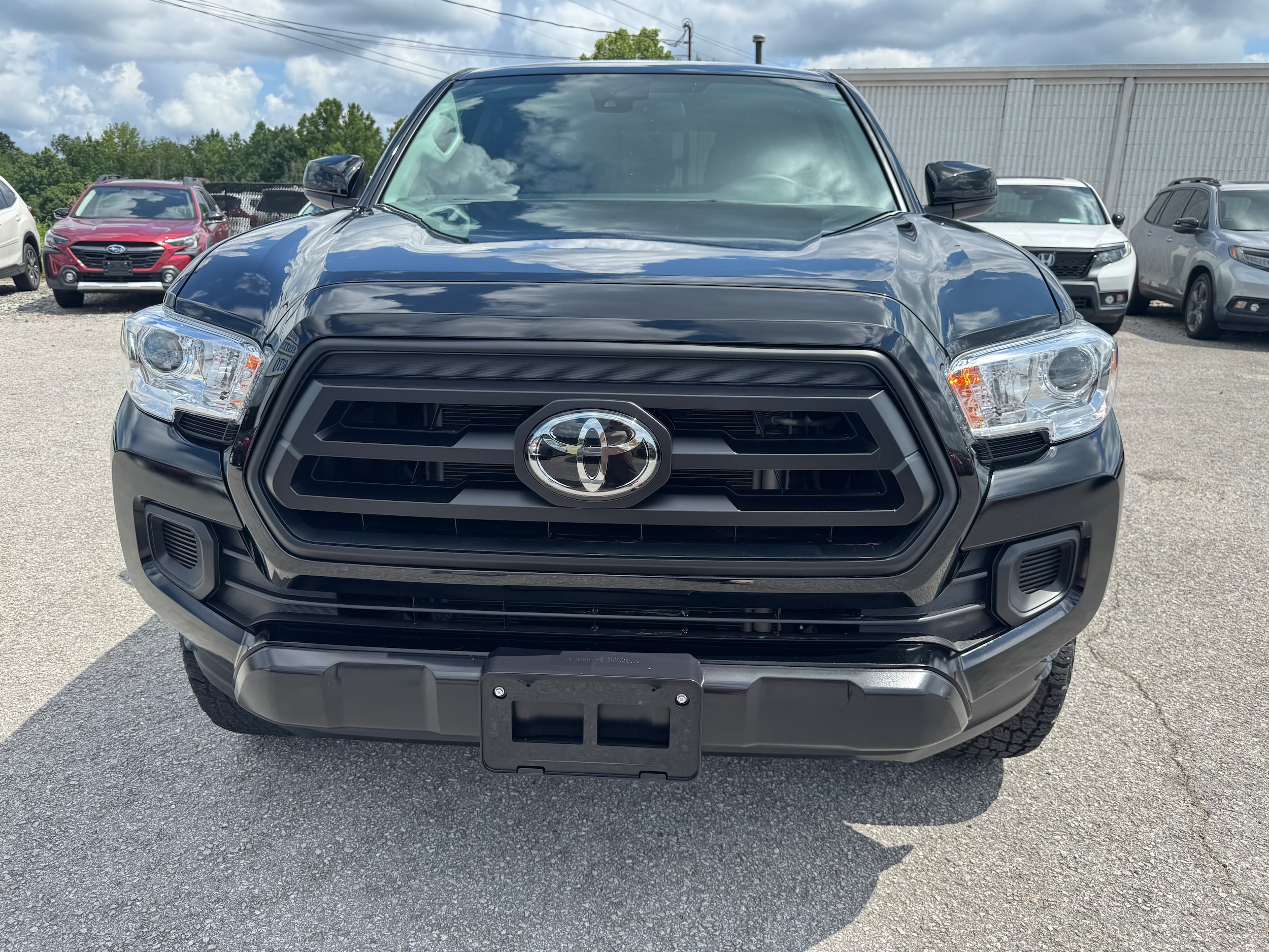 2023 Toyota Tacoma SR - Photo 3