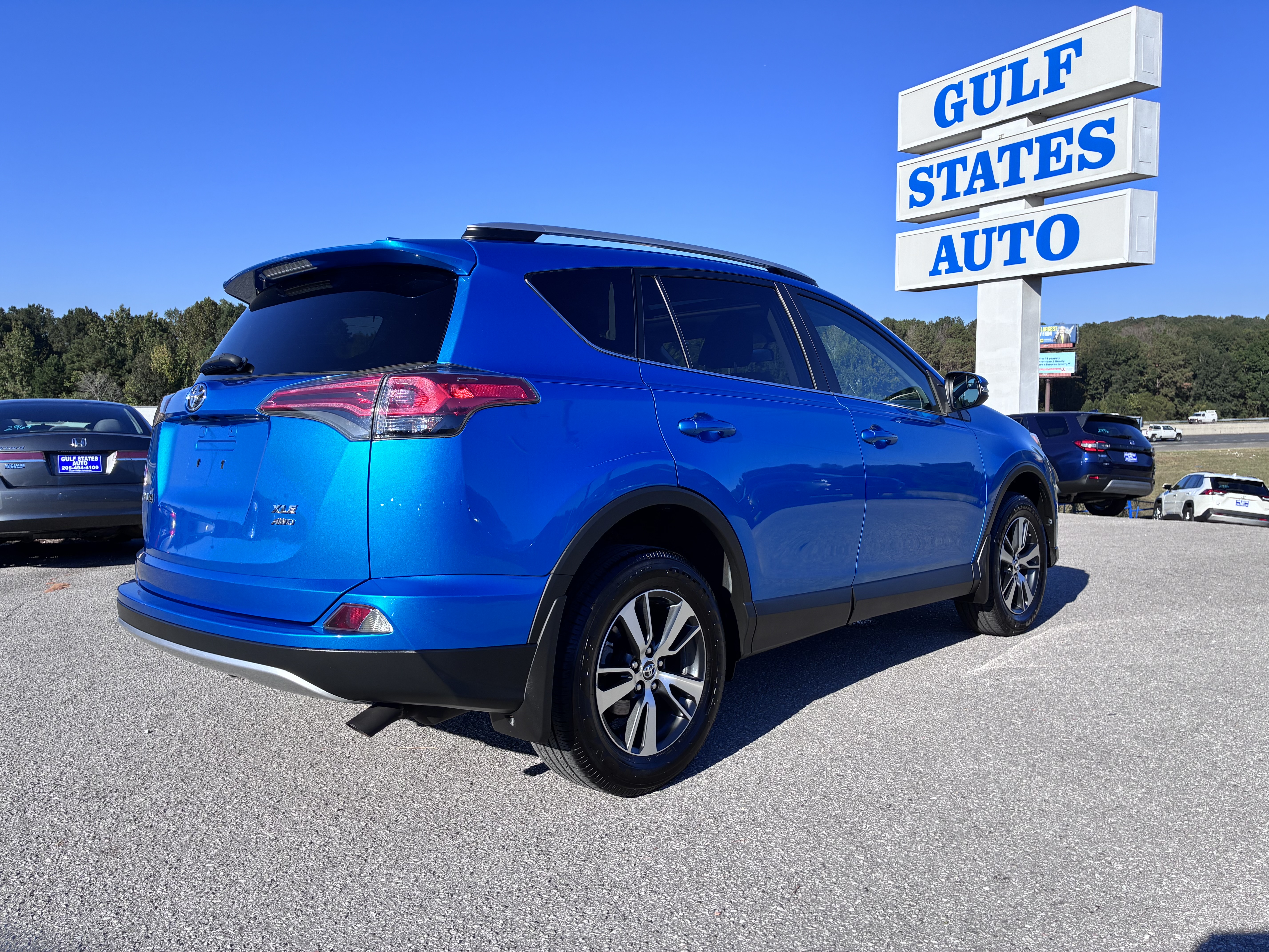 Used 2016 Toyota RAV4 XLE SUV