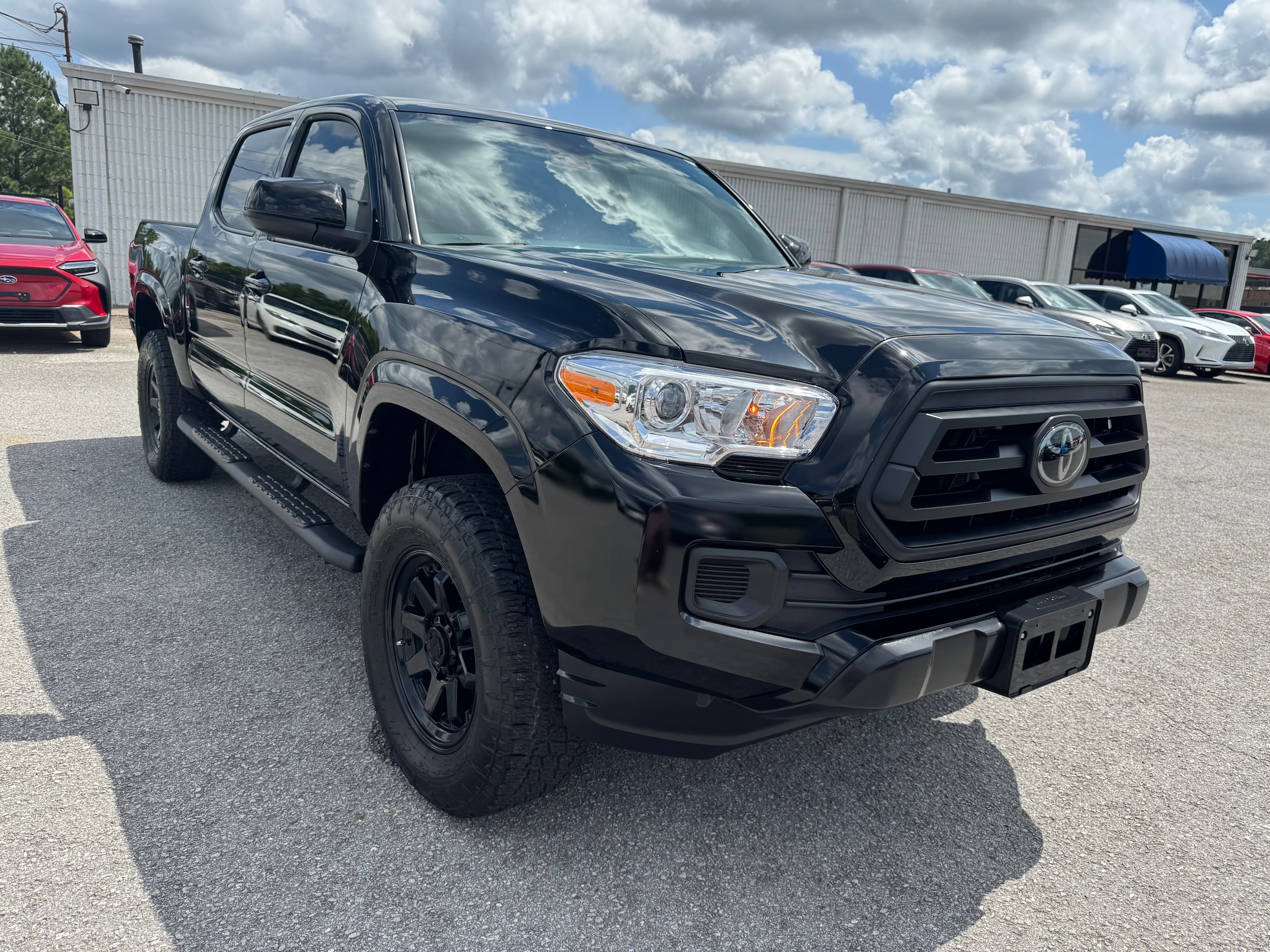 2023 Toyota Tacoma SR - Photo 4
