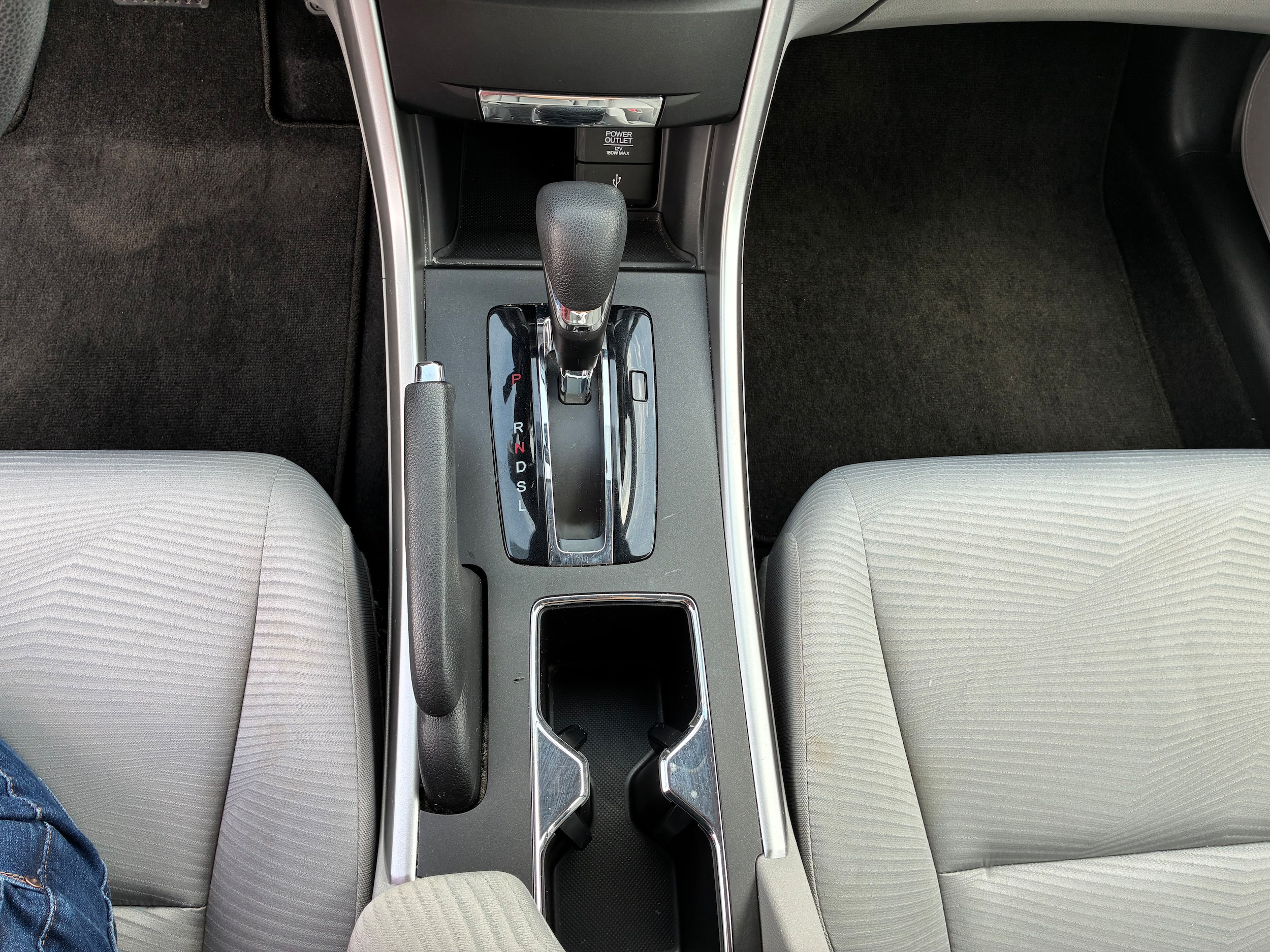 2015 Honda Accord LX - Photo 15