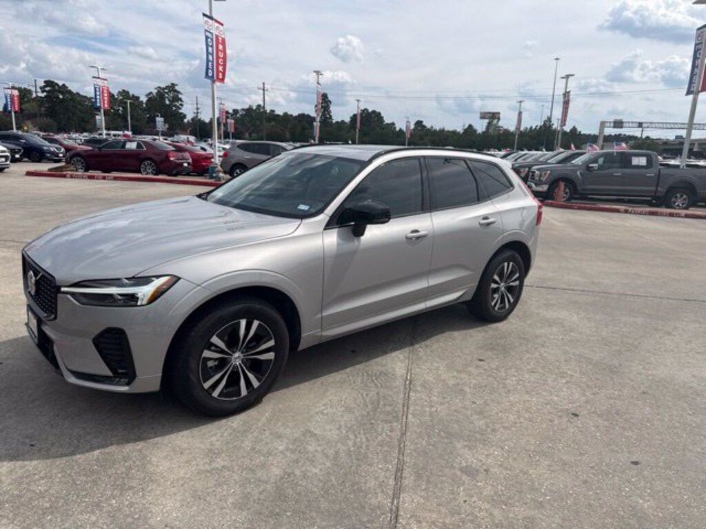 Used 2025 Volvo XC60 B5 Core SUV