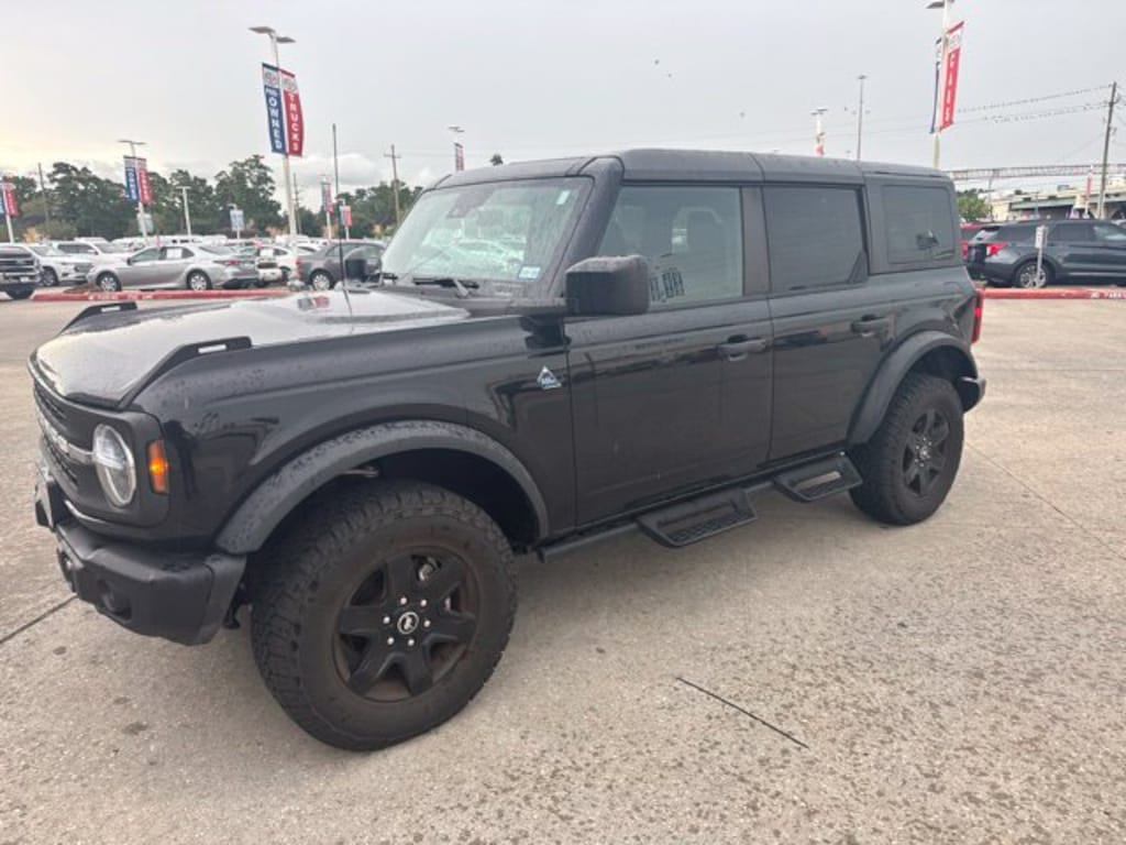 Used 2024 Ford Bronco Black Diamond SUV