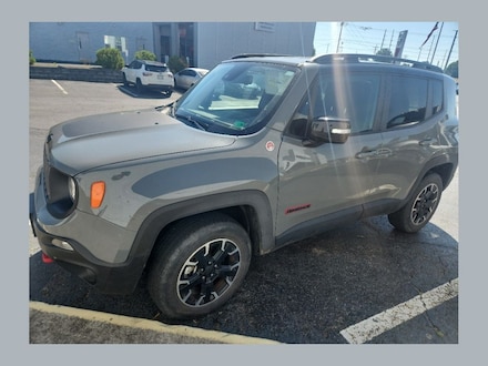 2023 Jeep Renegade Trailhawk SUV