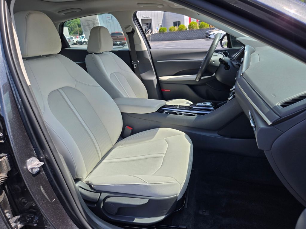 2023 Hyundai Sonata SEL - Photo 21