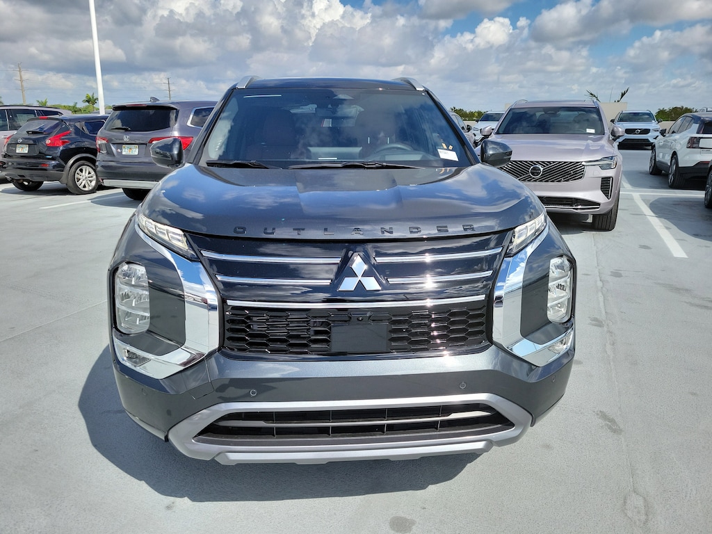 New 2026 Mitsubishi Outlander SEL SUV