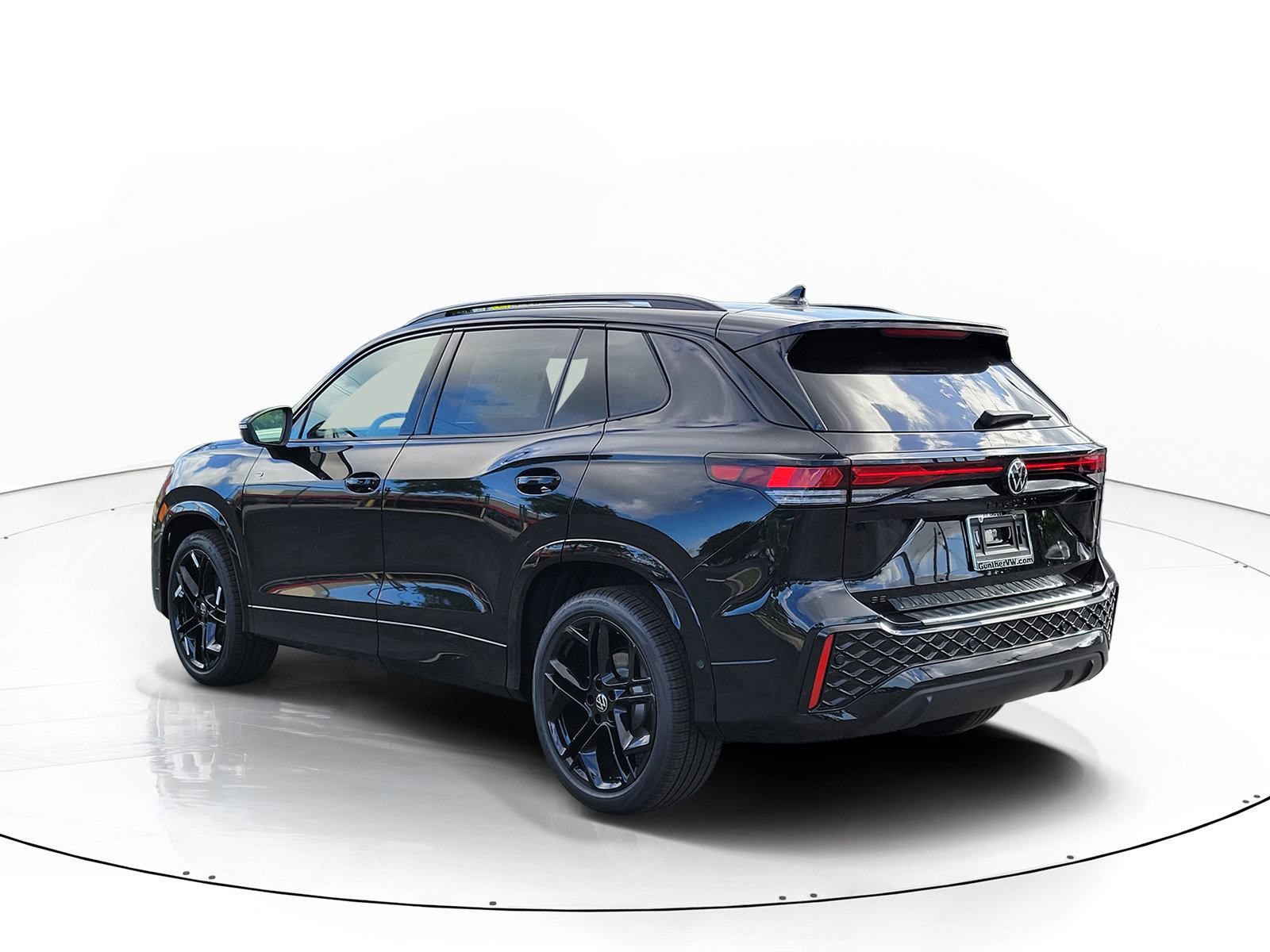 New 2026 Volkswagen Tiguan SE R-Line Black SUV