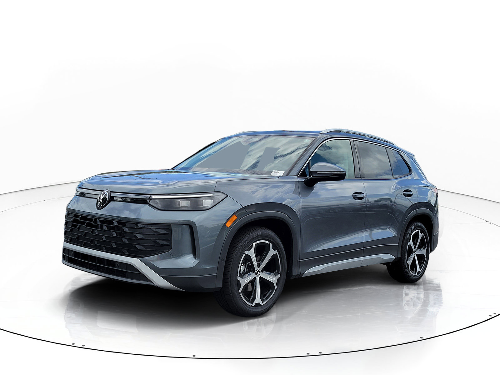 New 2026 Volkswagen Tiguan SE SUV