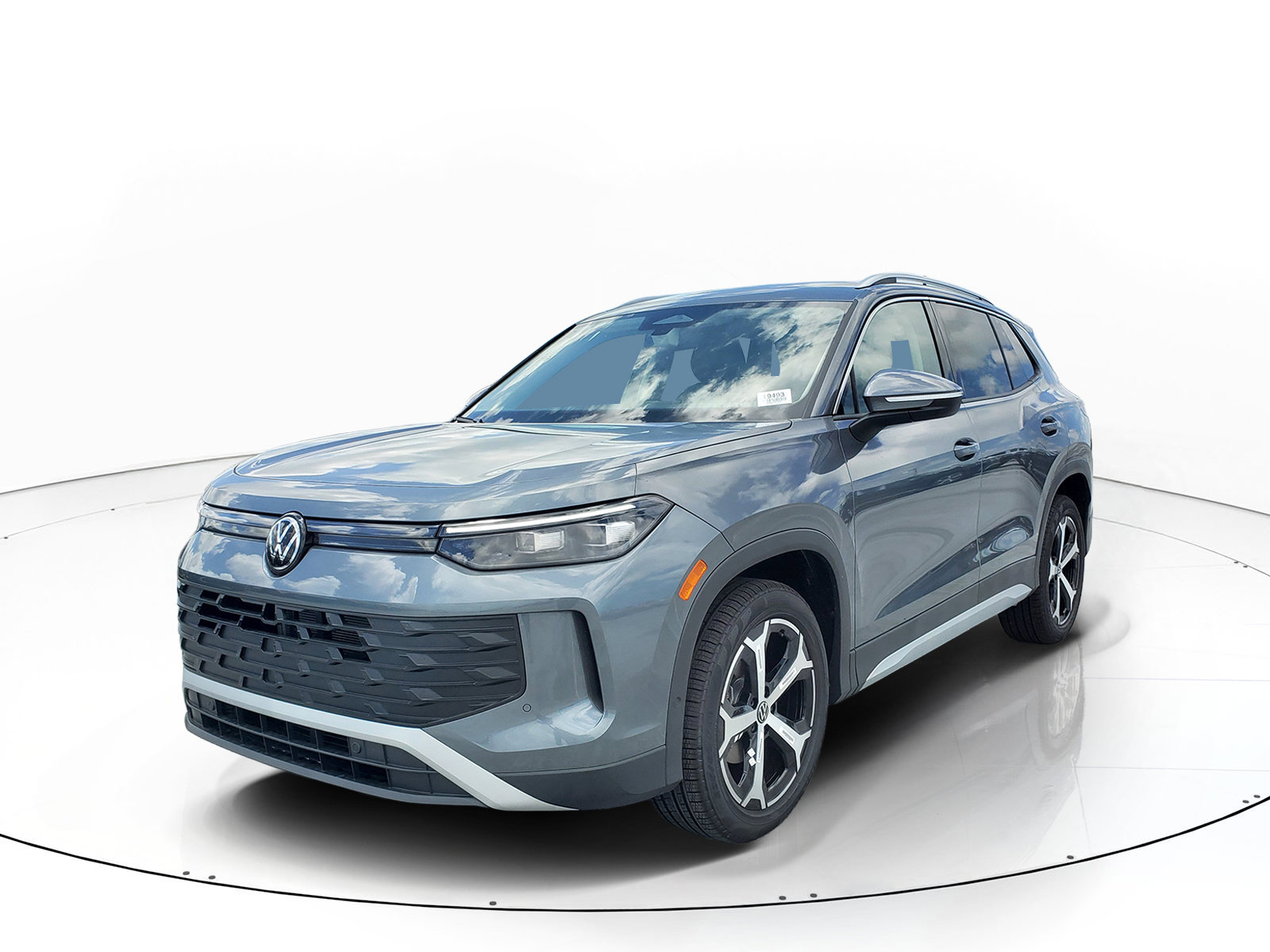 New 2026 Volkswagen Tiguan SE SUV