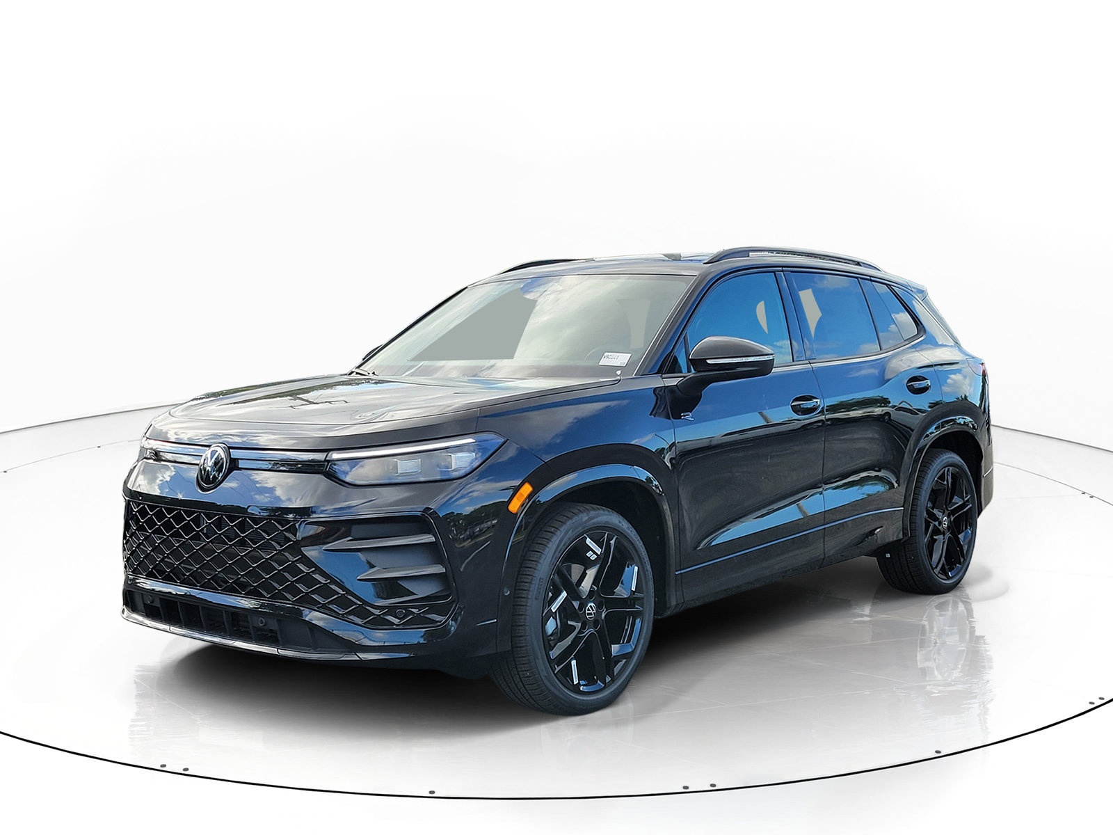 New 2026 Volkswagen Tiguan SE R-Line Black SUV