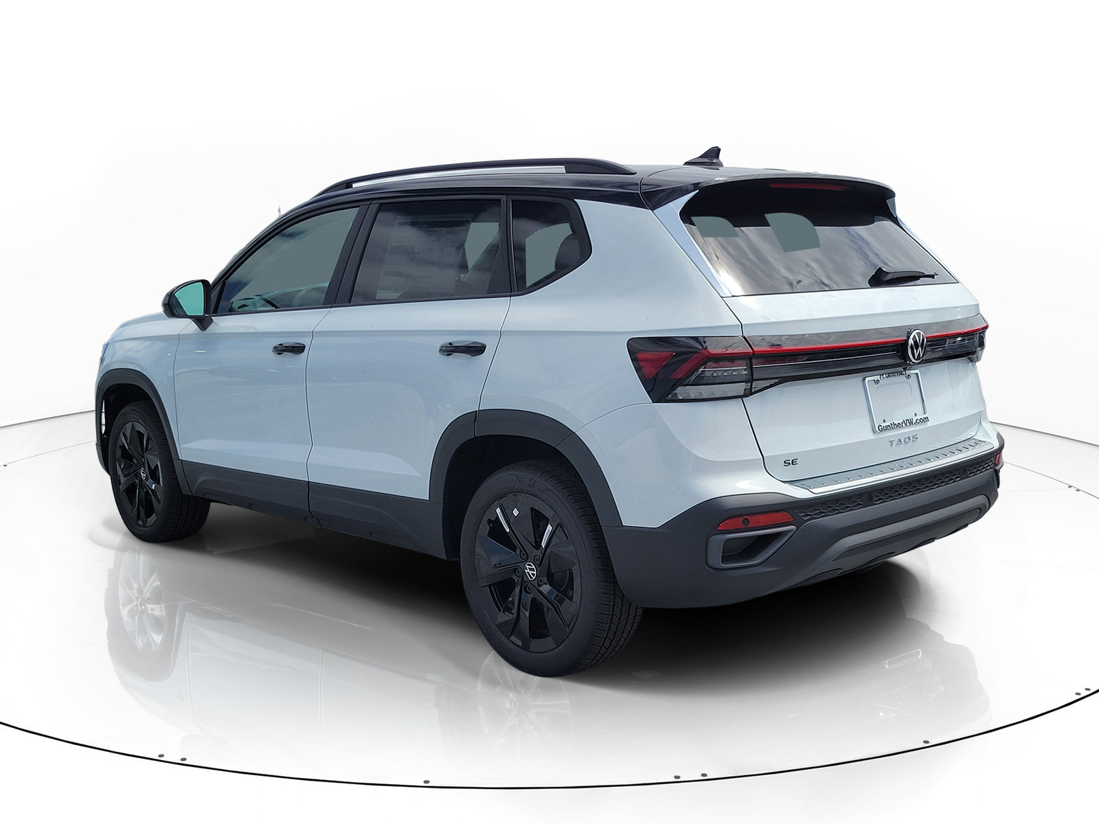 New 2026 Volkswagen Taos 1.5T SE Black SUV