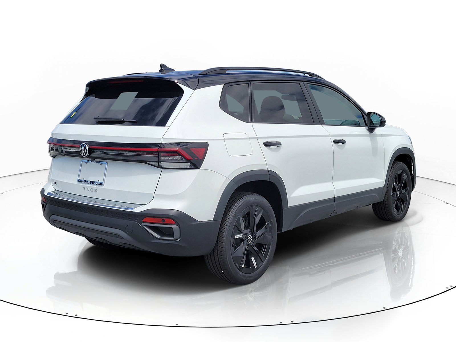 New 2026 Volkswagen Taos 1.5T SE Black SUV