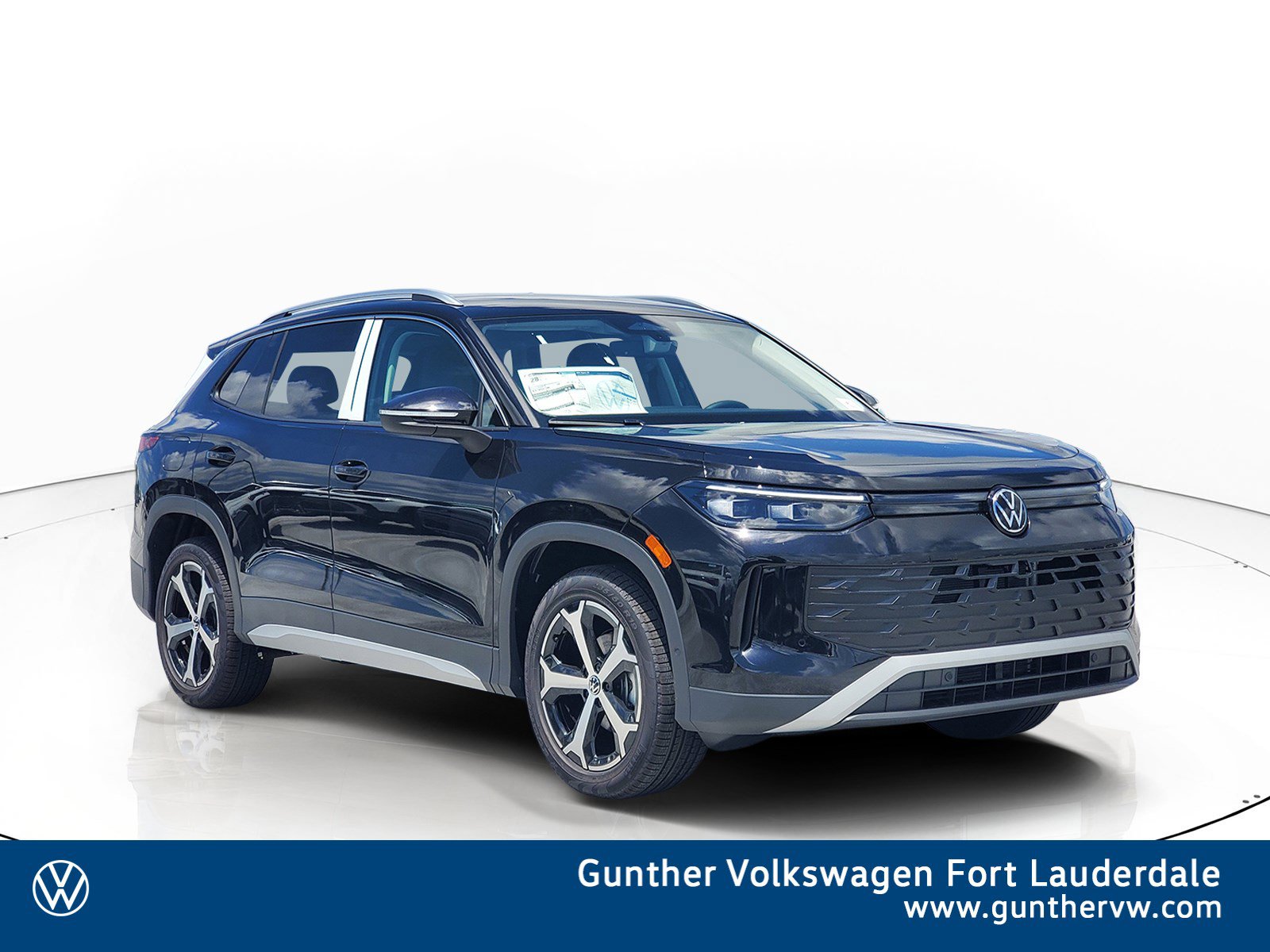 New 2026 Volkswagen Tiguan SE SUV