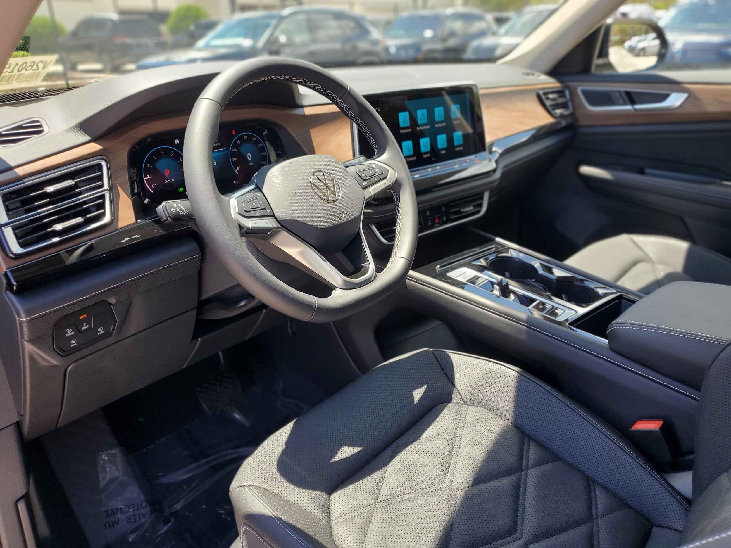 2026 Volkswagen Atlas SE w/Tech - Photo 10