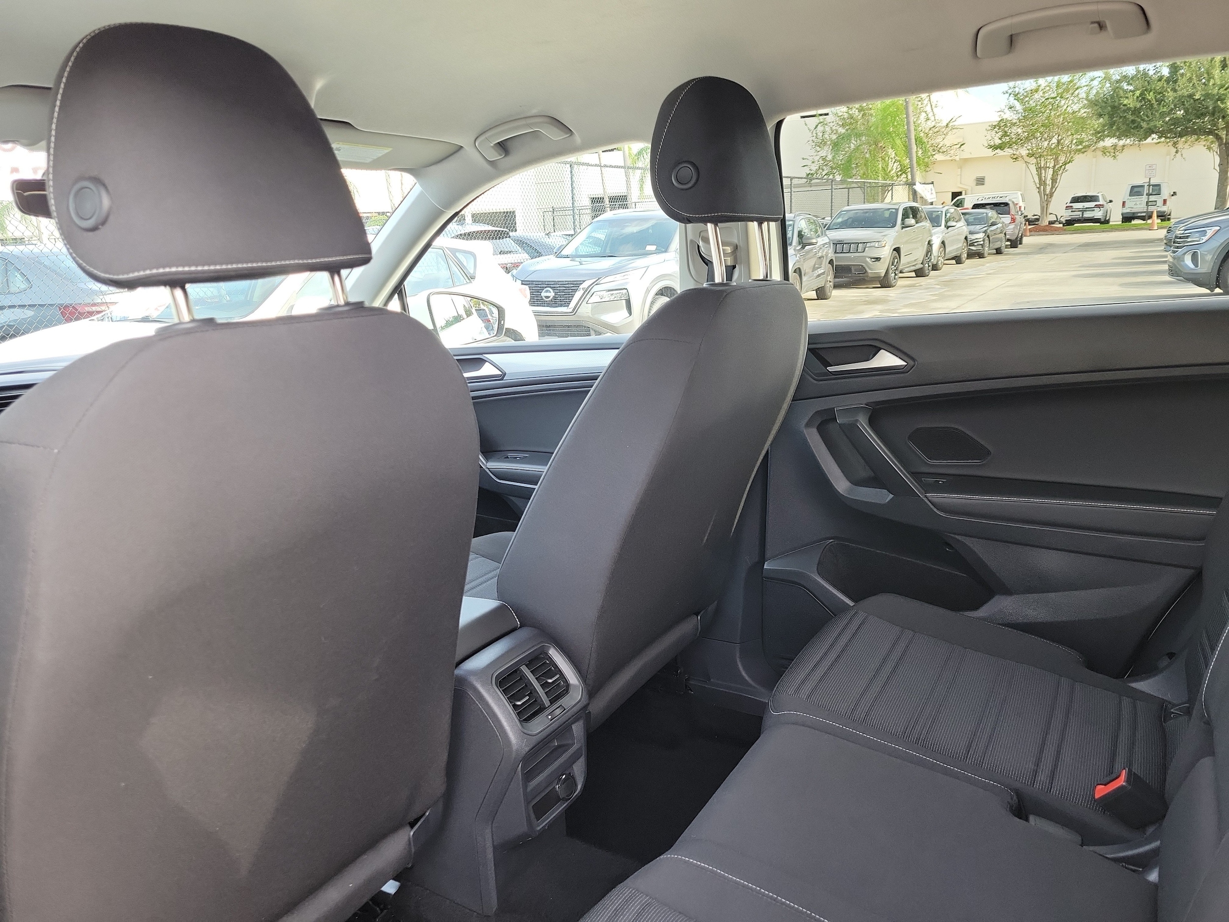2023 Volkswagen Tiguan S - Photo 13