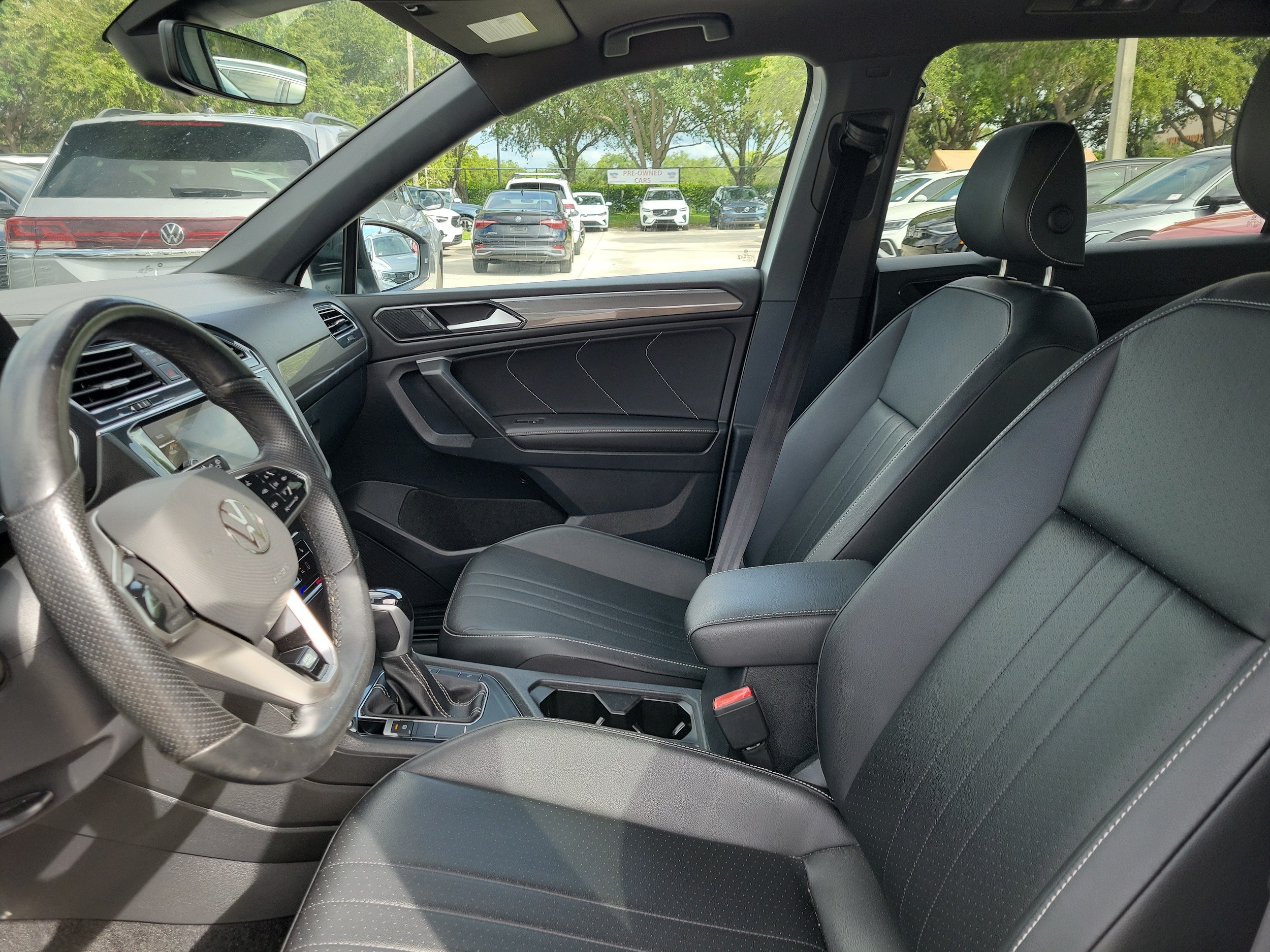 2023 Volkswagen Tiguan SE R-LINE BLACK - Photo 13