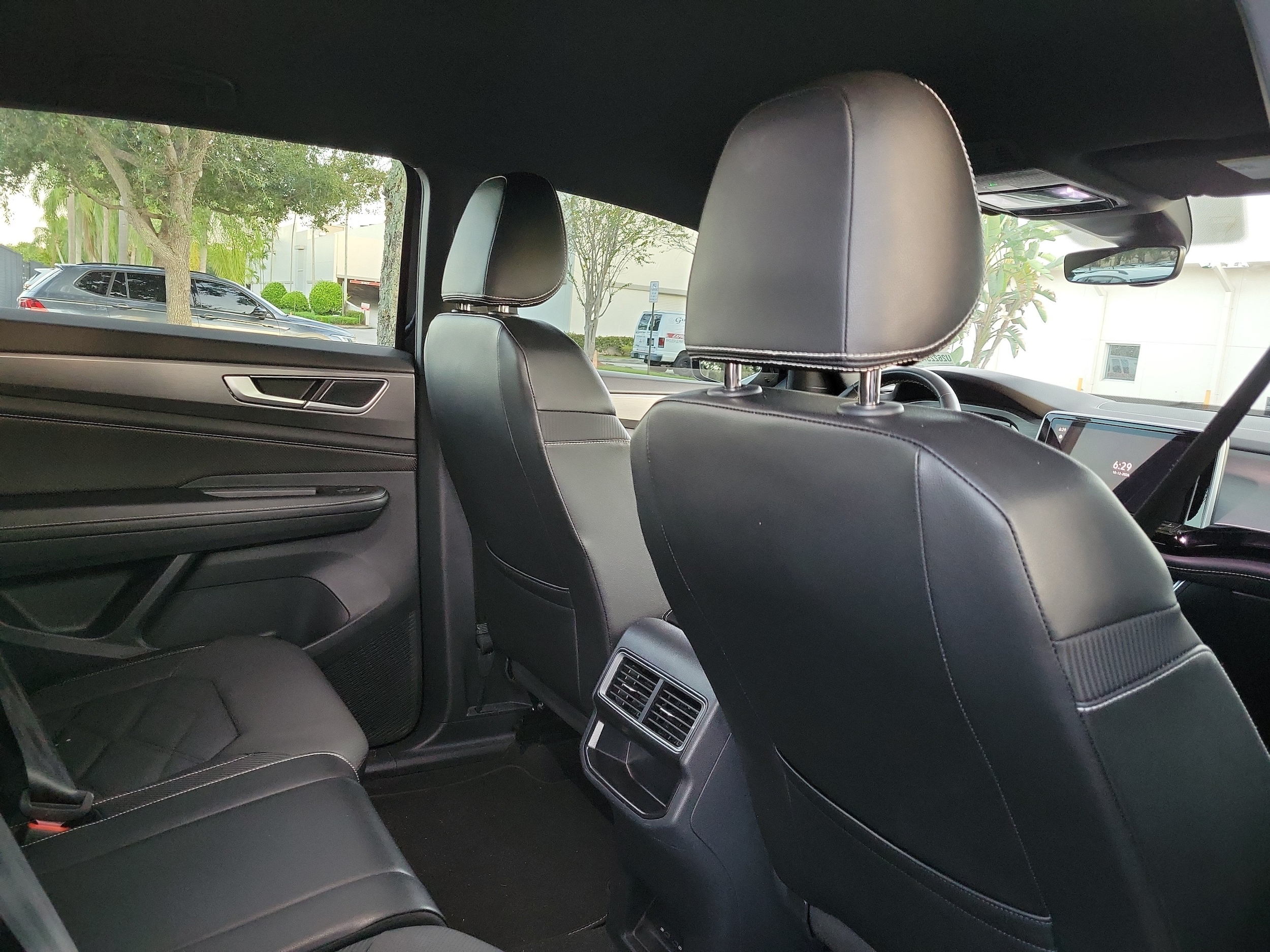 2024 Volkswagen Atlas Cross Sport SE - Photo 17