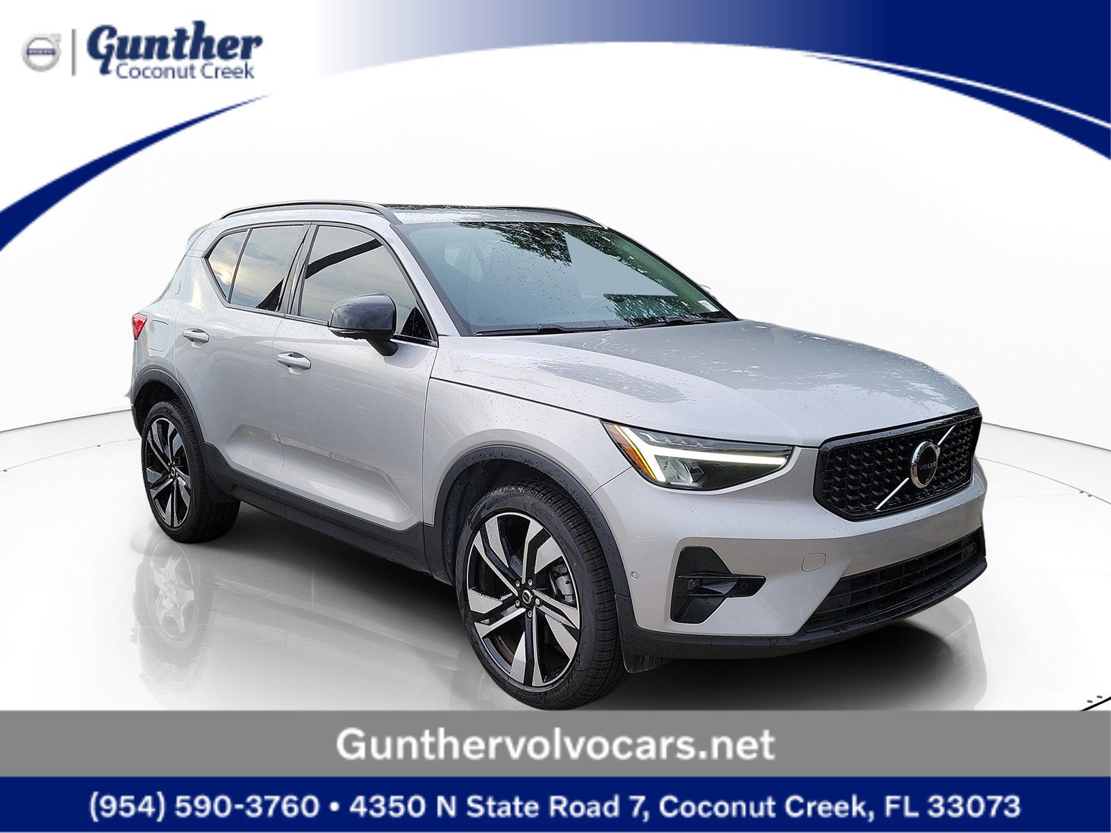 2024 Volvo XC40