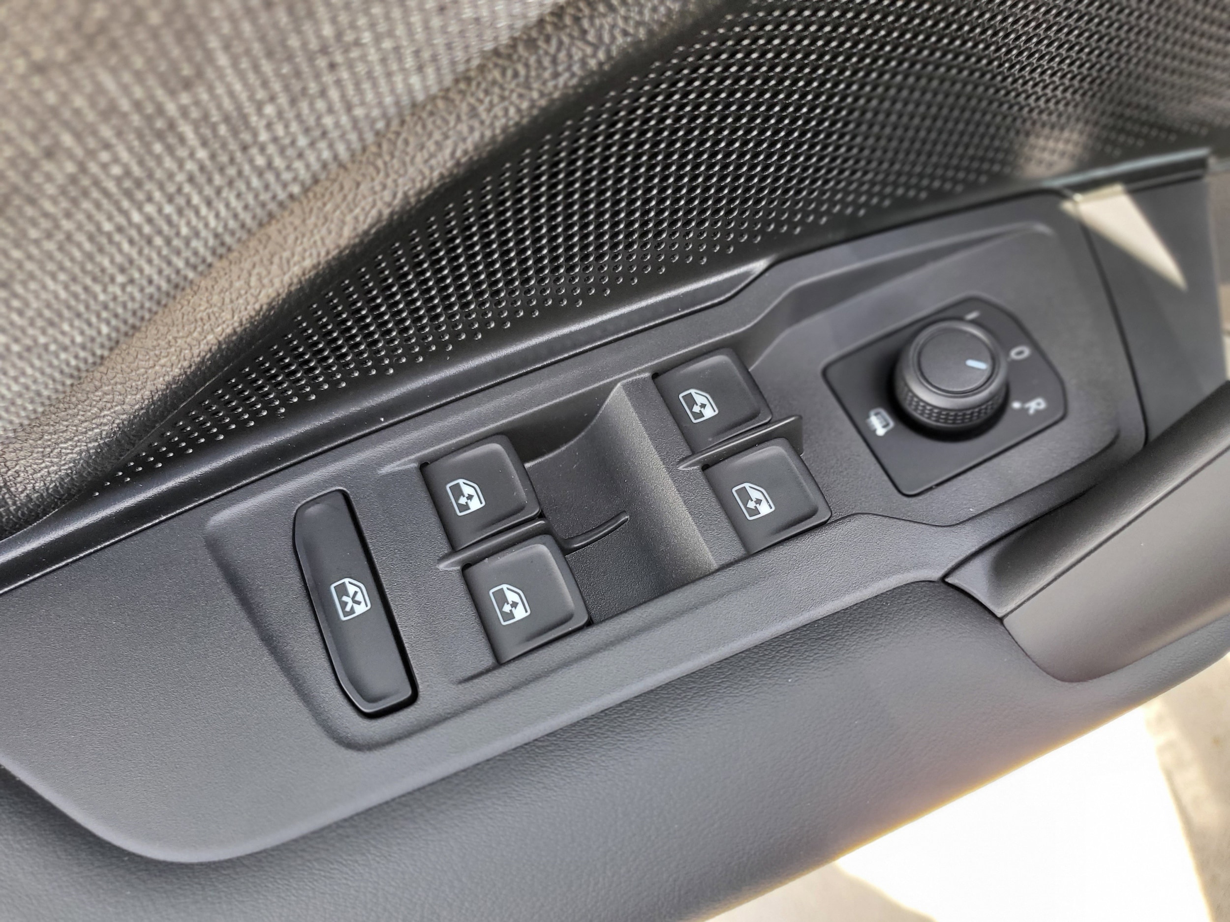 2026 Volkswagen Tiguan S - Photo 11