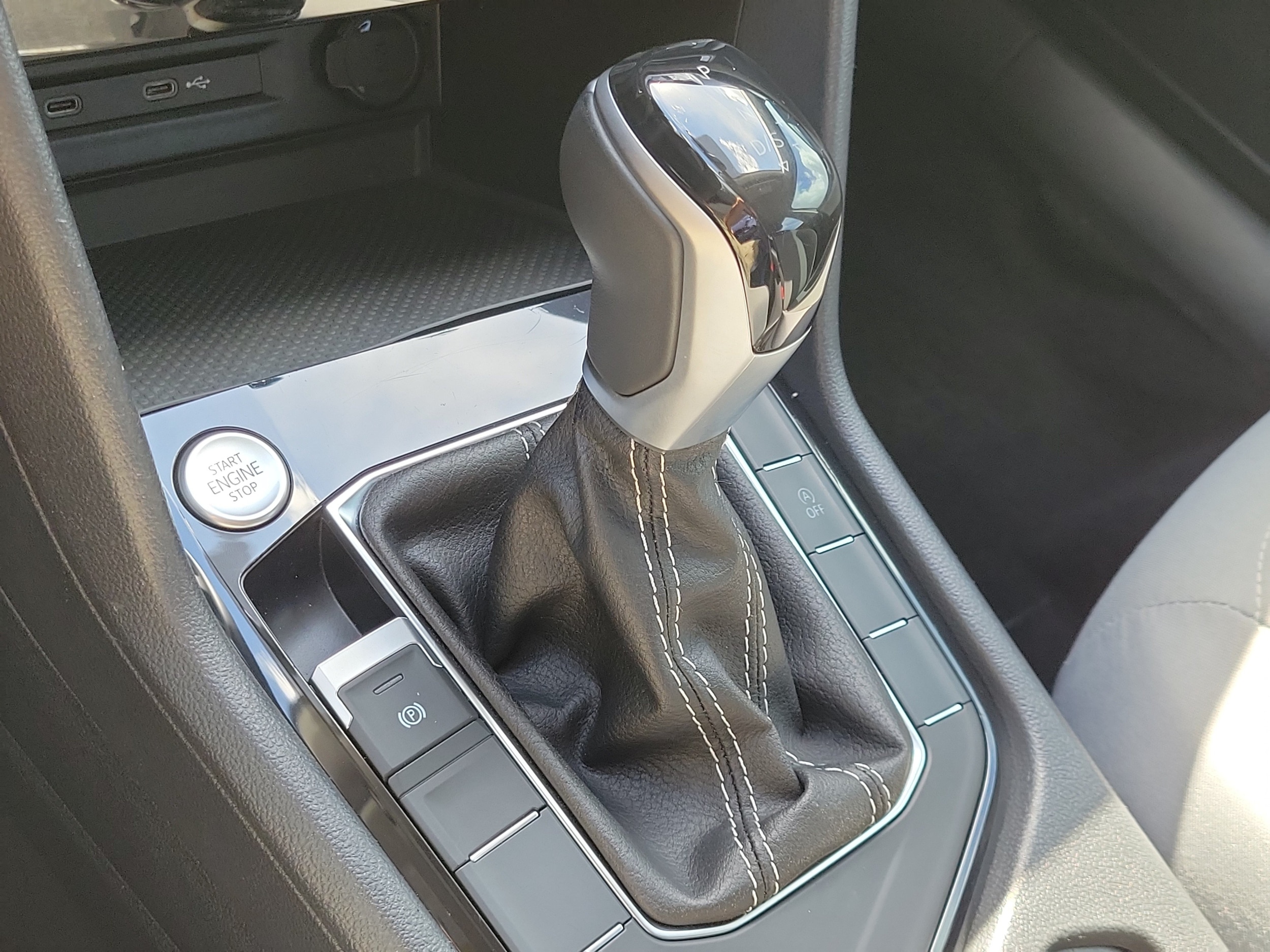2024 Volkswagen Taos S - Photo 23