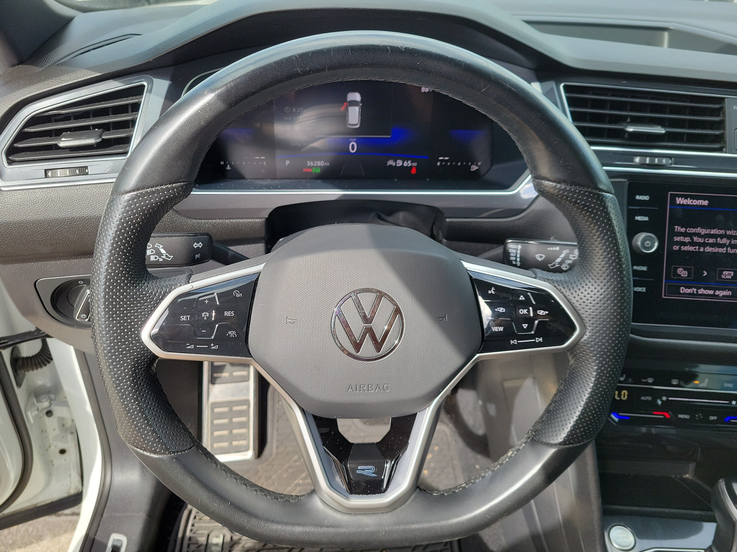 2023 Volkswagen Tiguan SE R-LINE BLACK - Photo 16