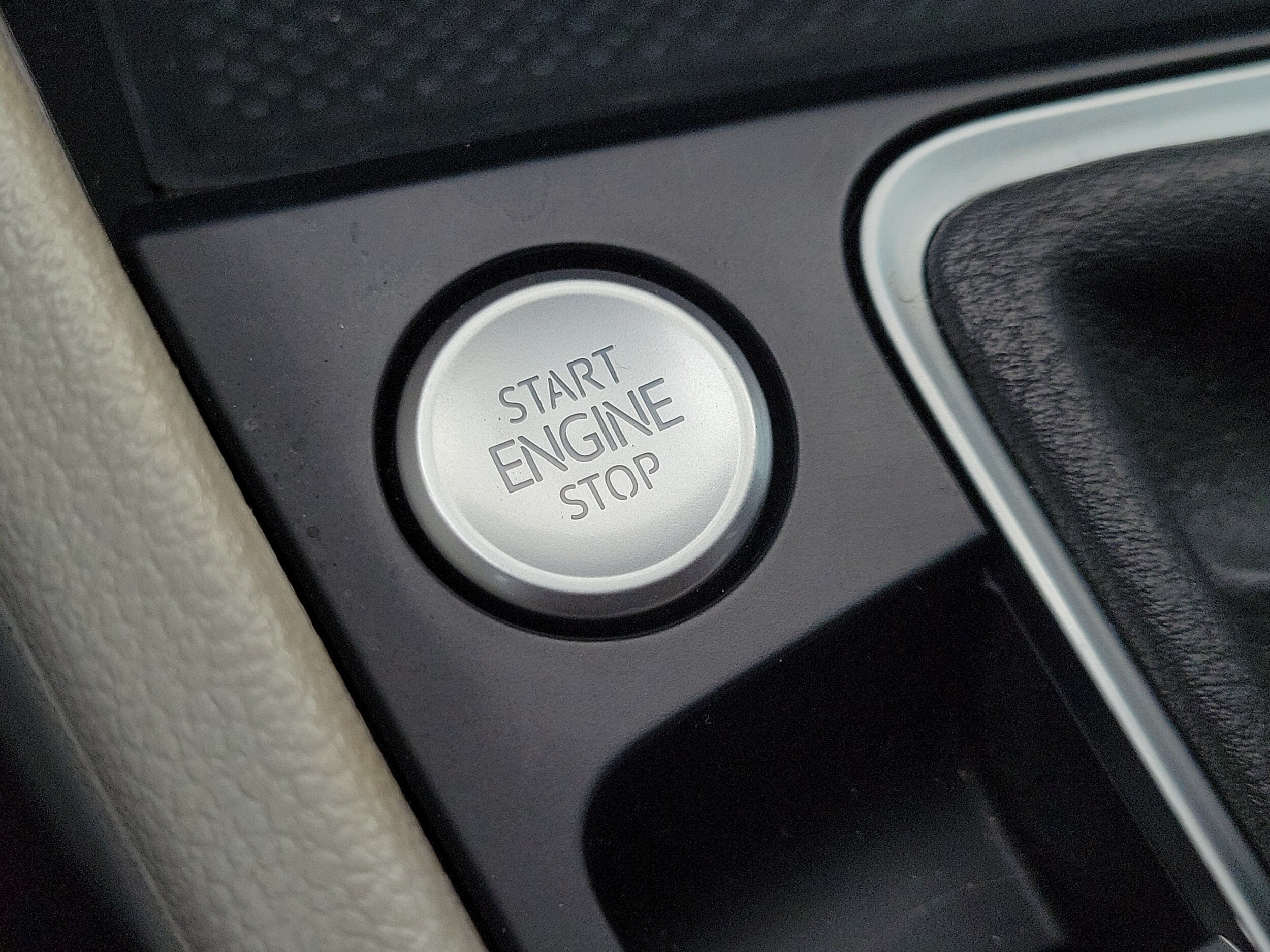 2023 Volkswagen Jetta SE - Photo 28
