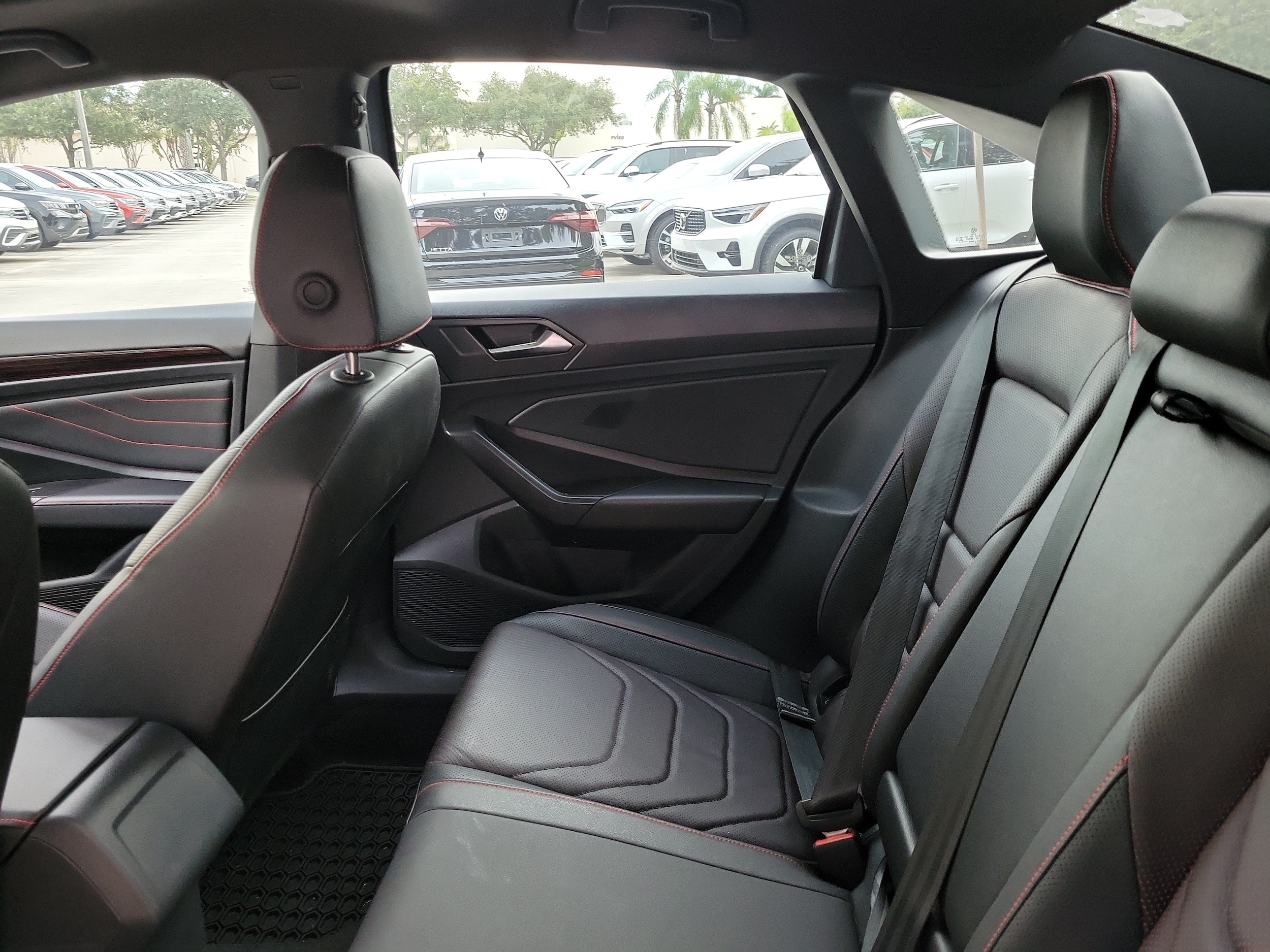 2024 Volkswagen Jetta GLI Autobahn - Photo 12