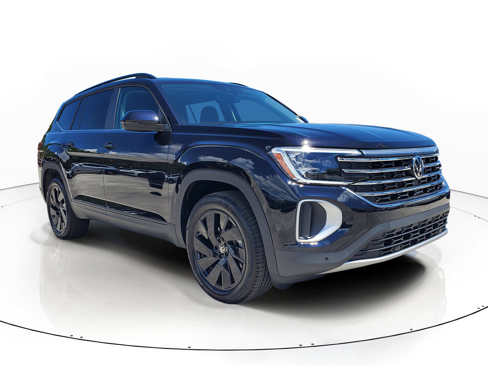 New 2026 Volkswagen Atlas SE w/Technology SUV