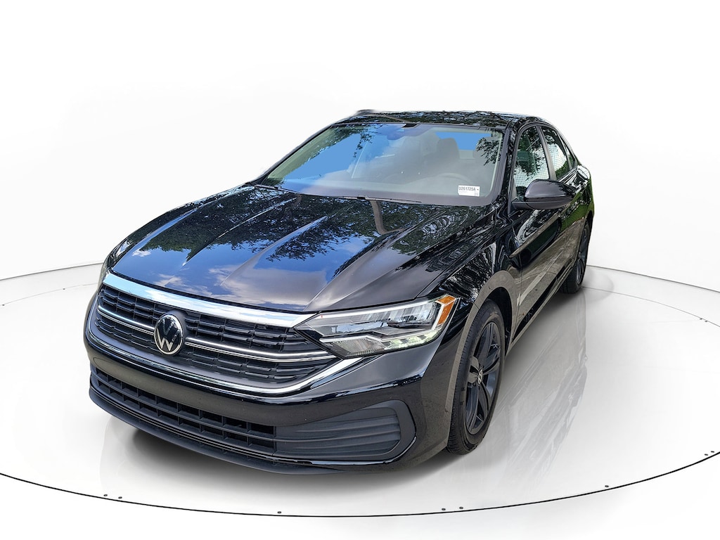 Used 2024 Volkswagen Jetta 1.5T SE Sedan