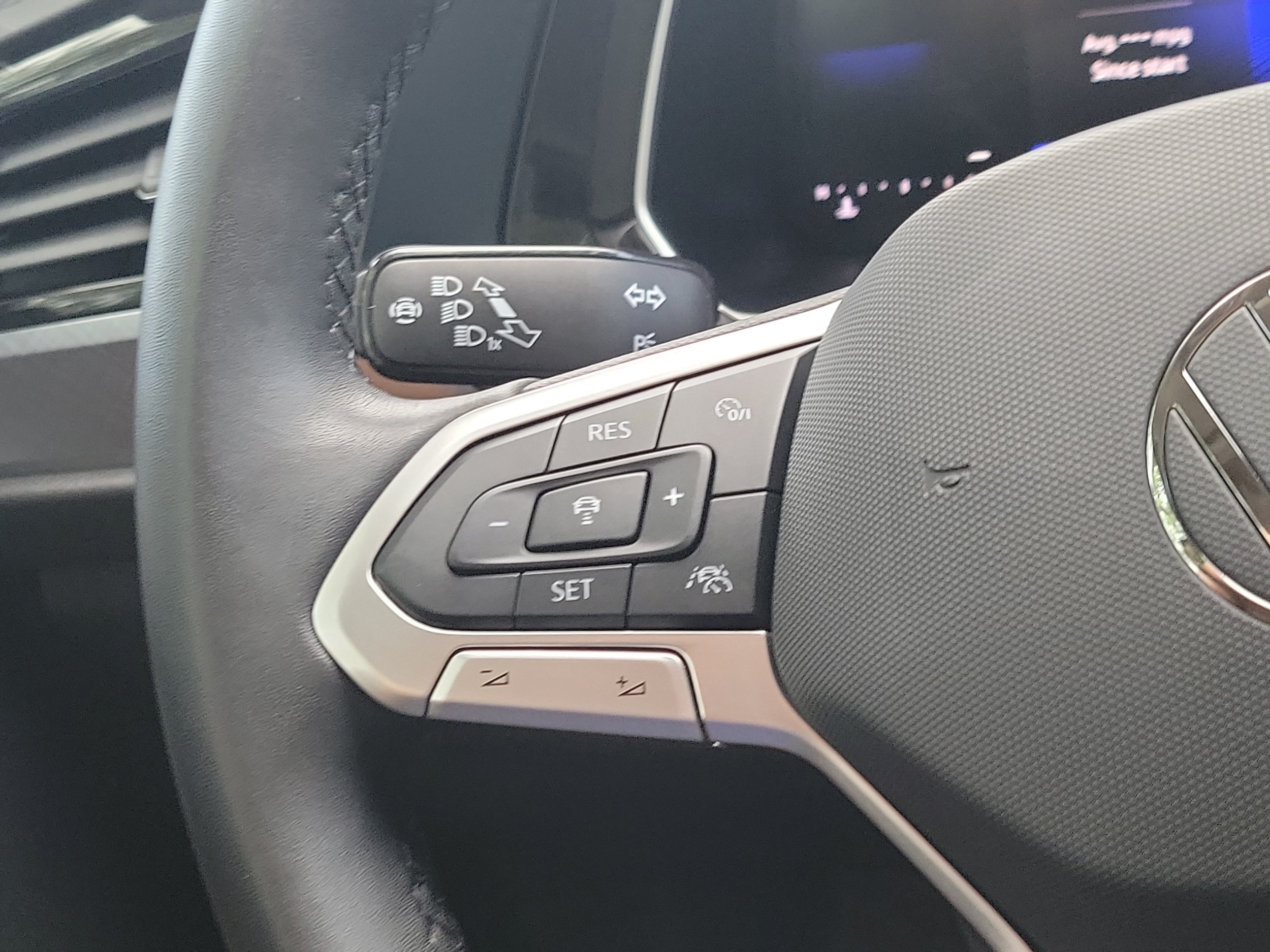 2024 Volkswagen Jetta SE - Photo 20