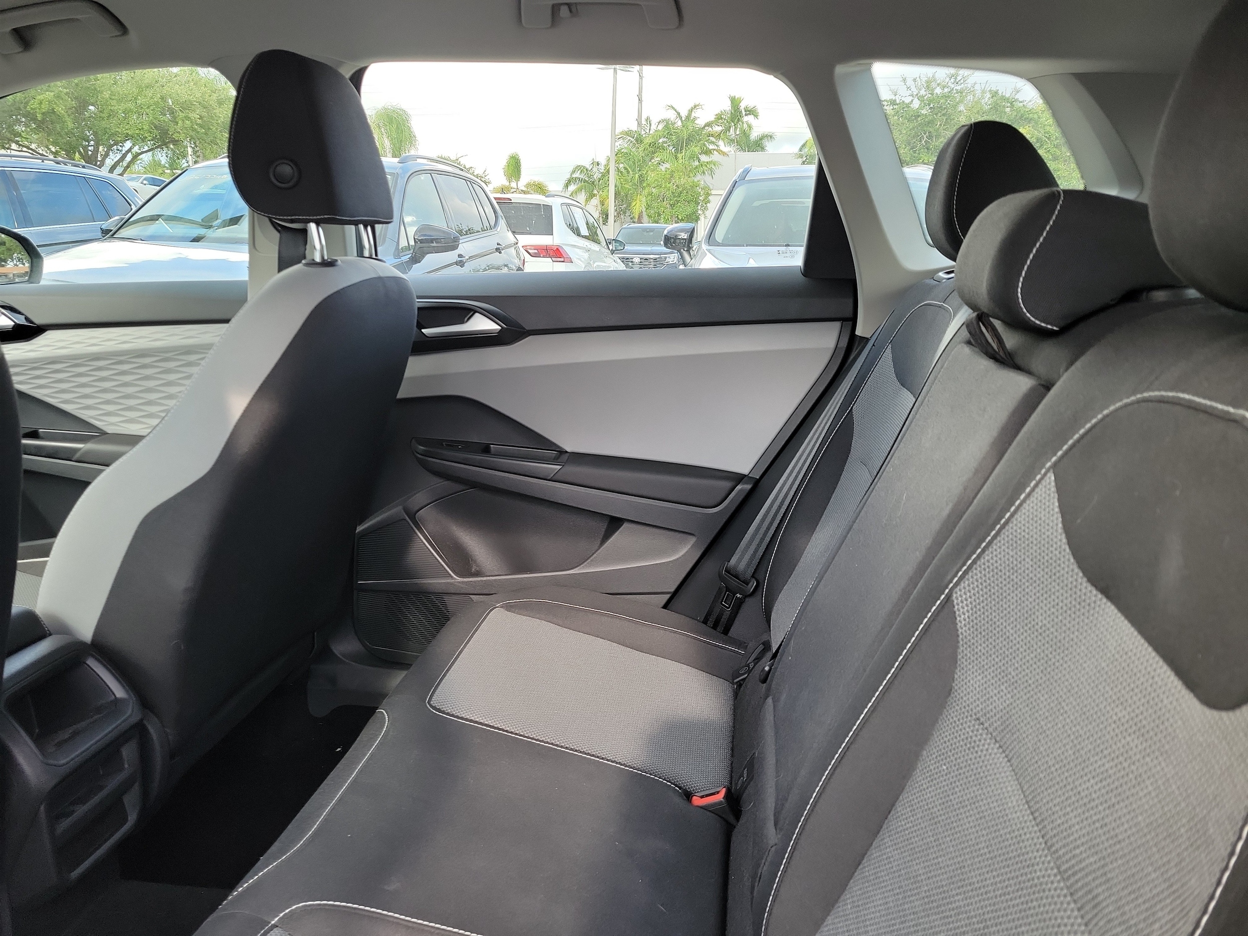 2023 Volkswagen Taos S - Photo 13