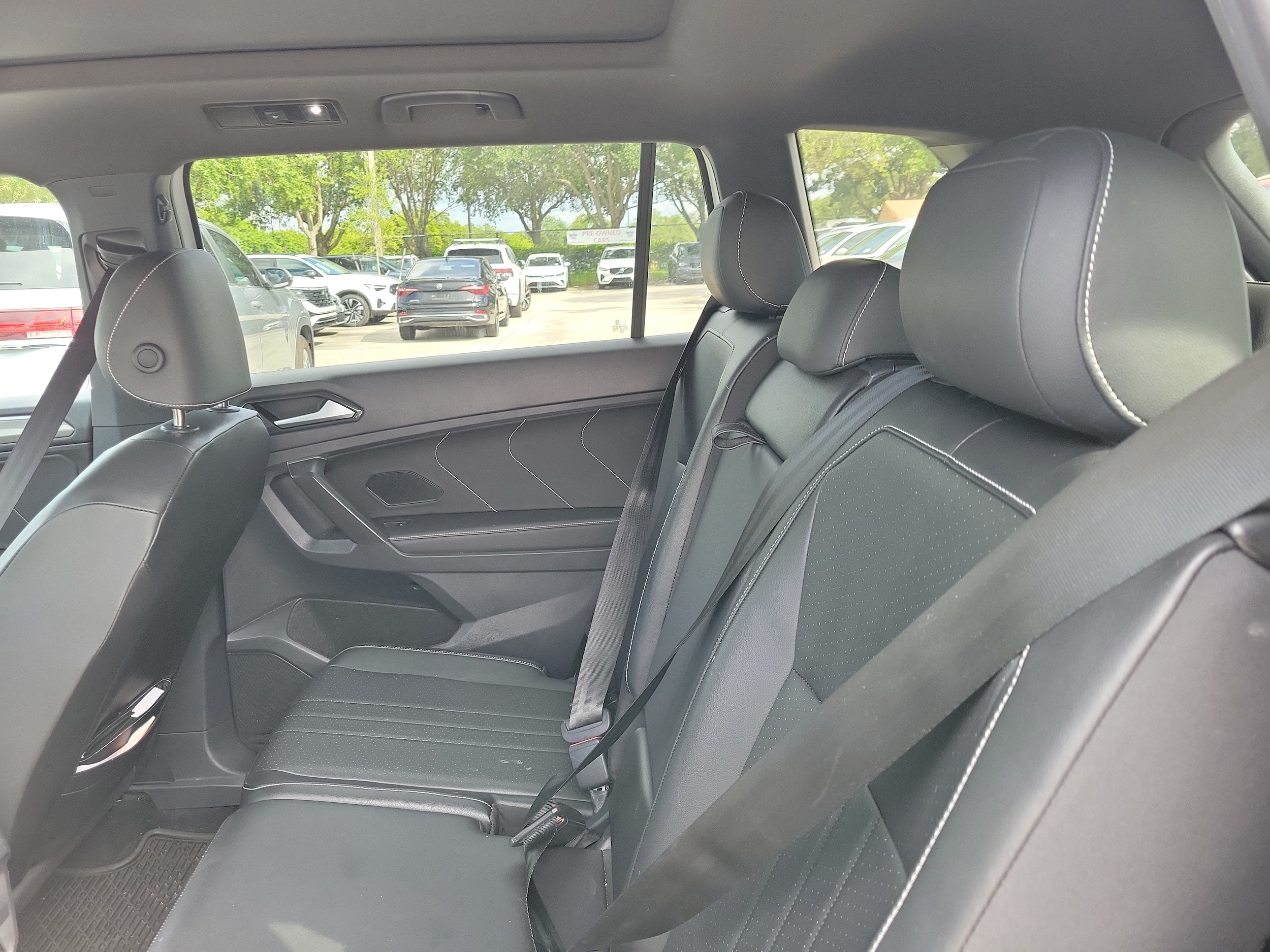 2023 Volkswagen Tiguan SE R-LINE BLACK - Photo 10