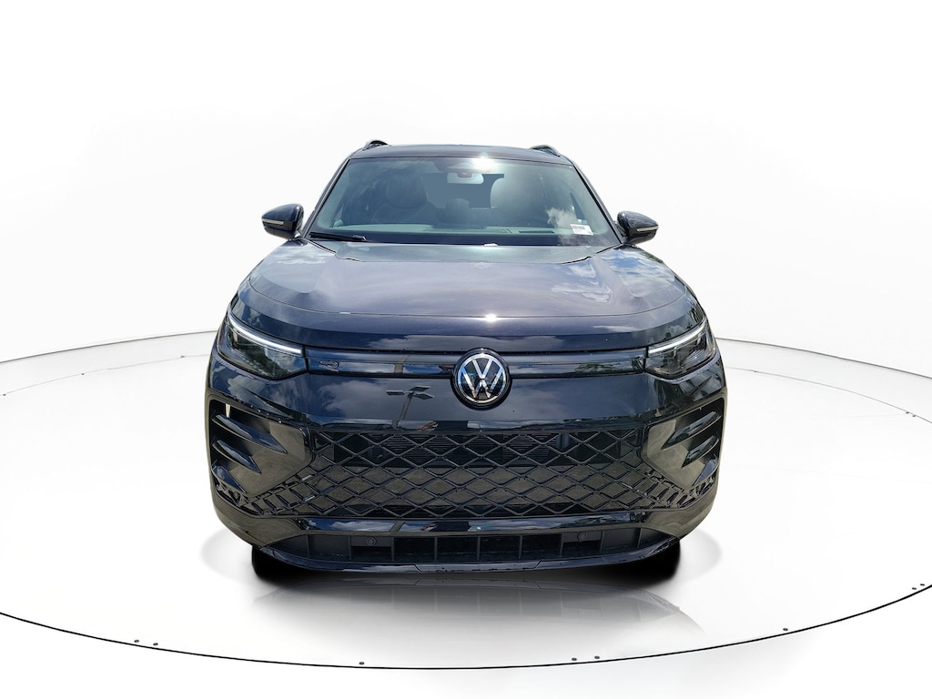 New 2026 Volkswagen Tiguan SE R-Line Black SUV