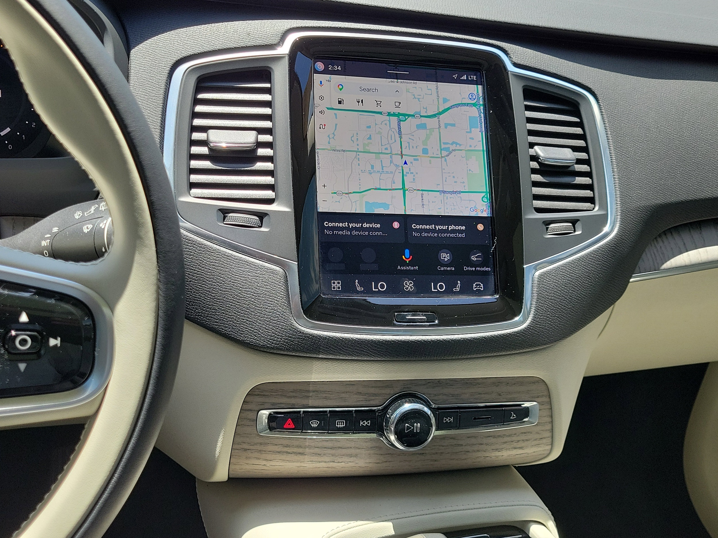 2025 Volvo XC90 Core - Photo 28