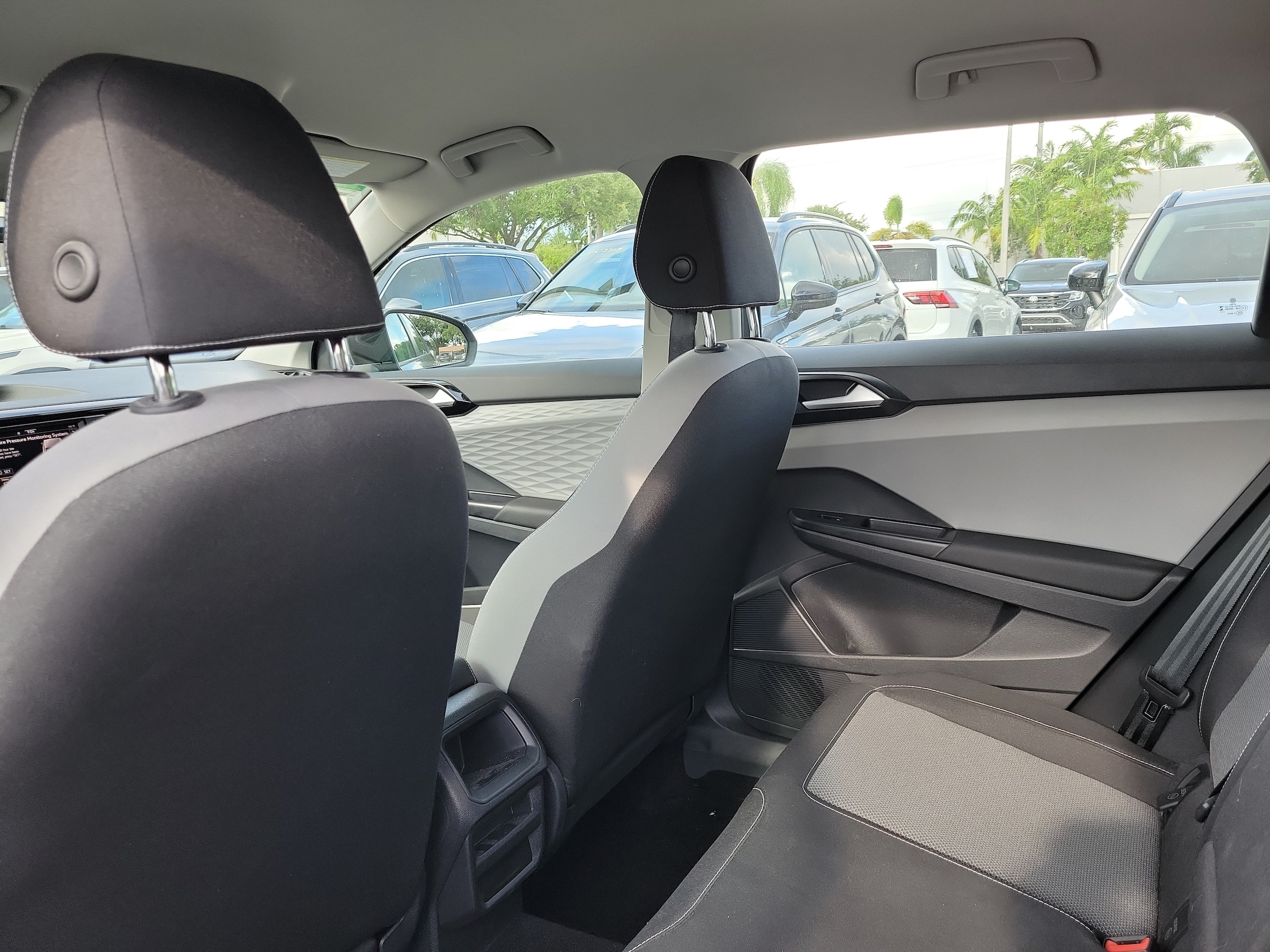 2023 Volkswagen Taos S - Photo 14