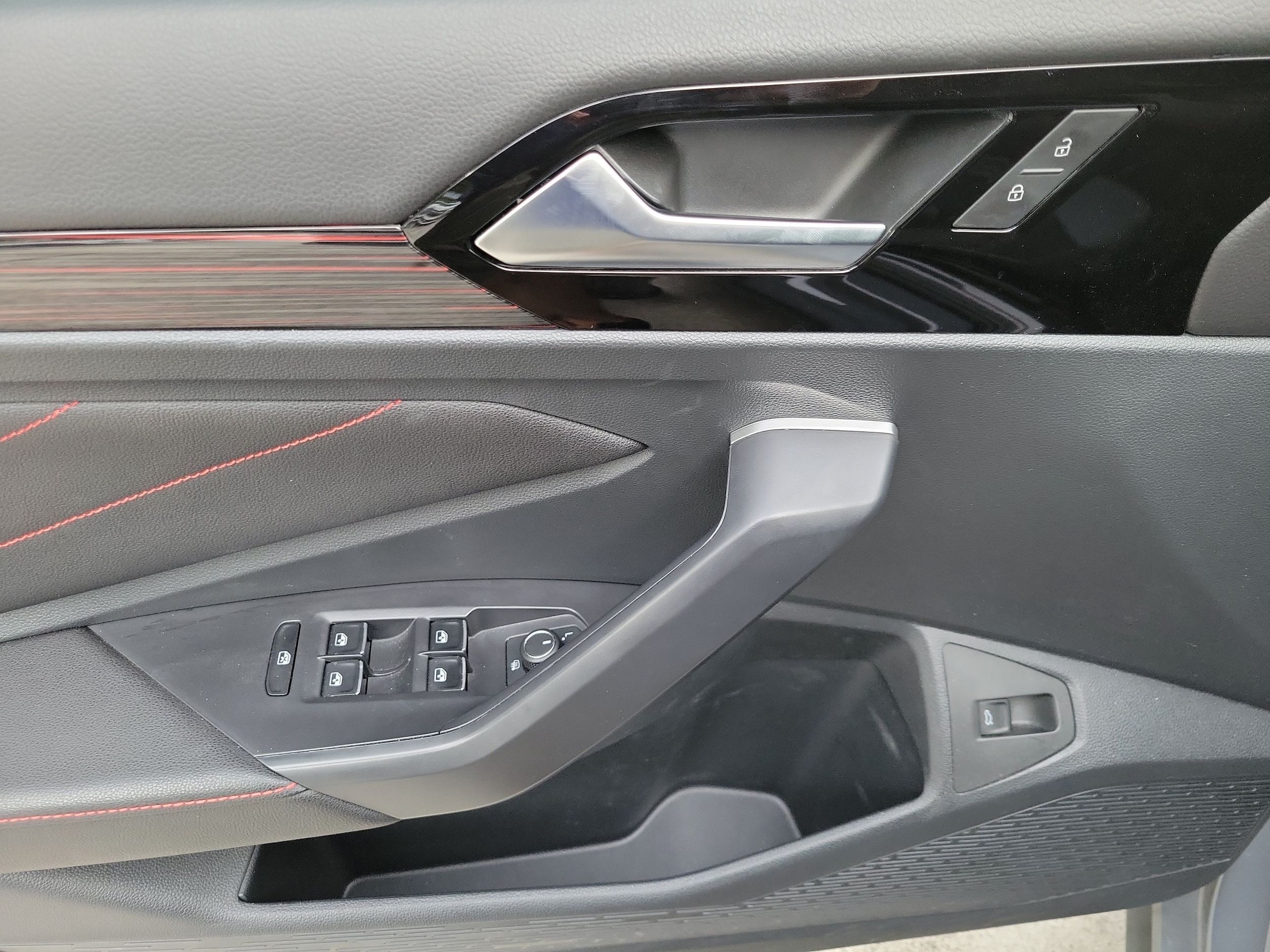 2024 Volkswagen Jetta GLI Autobahn - Photo 17