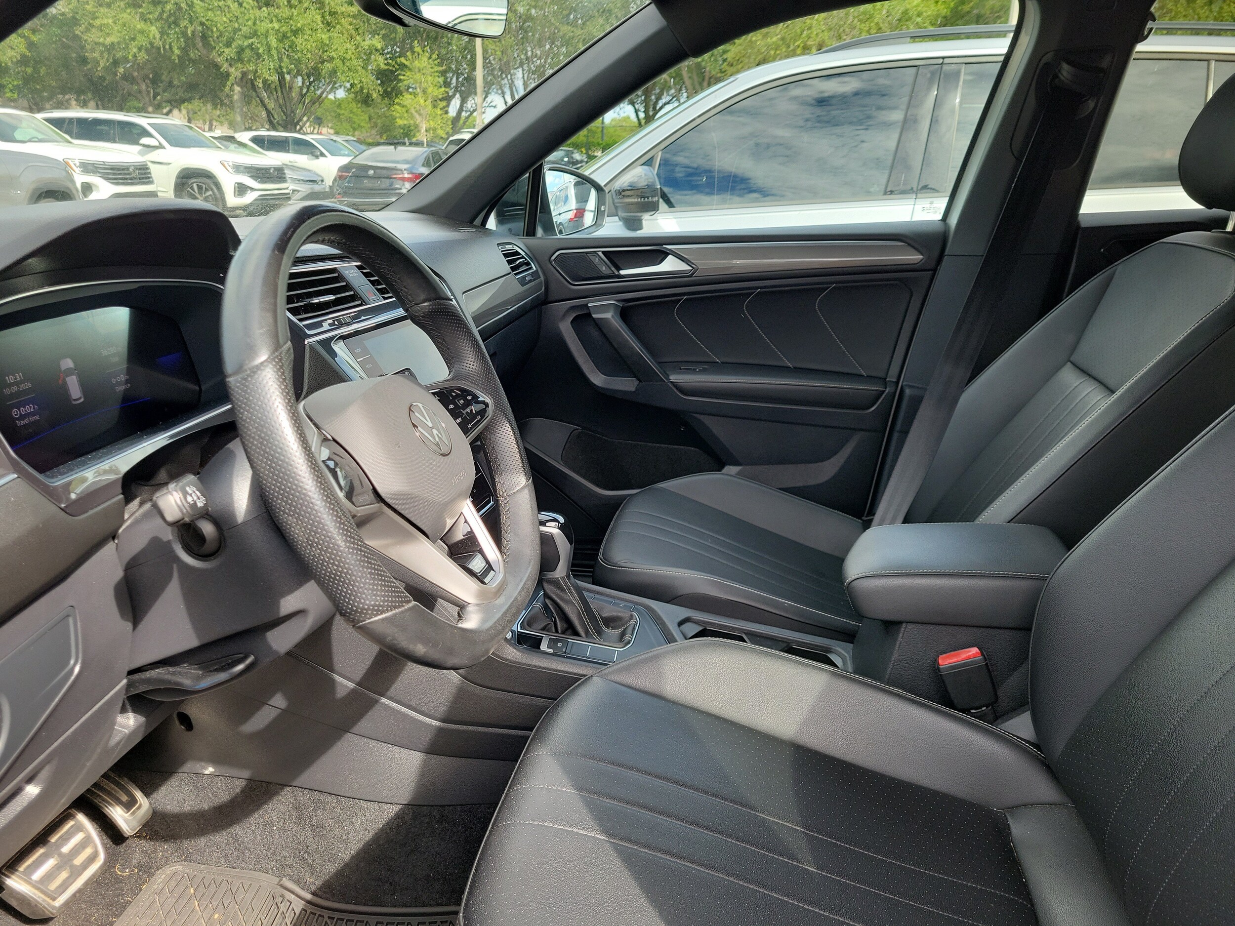 2023 Volkswagen Tiguan SE R-LINE BLACK - Photo 22