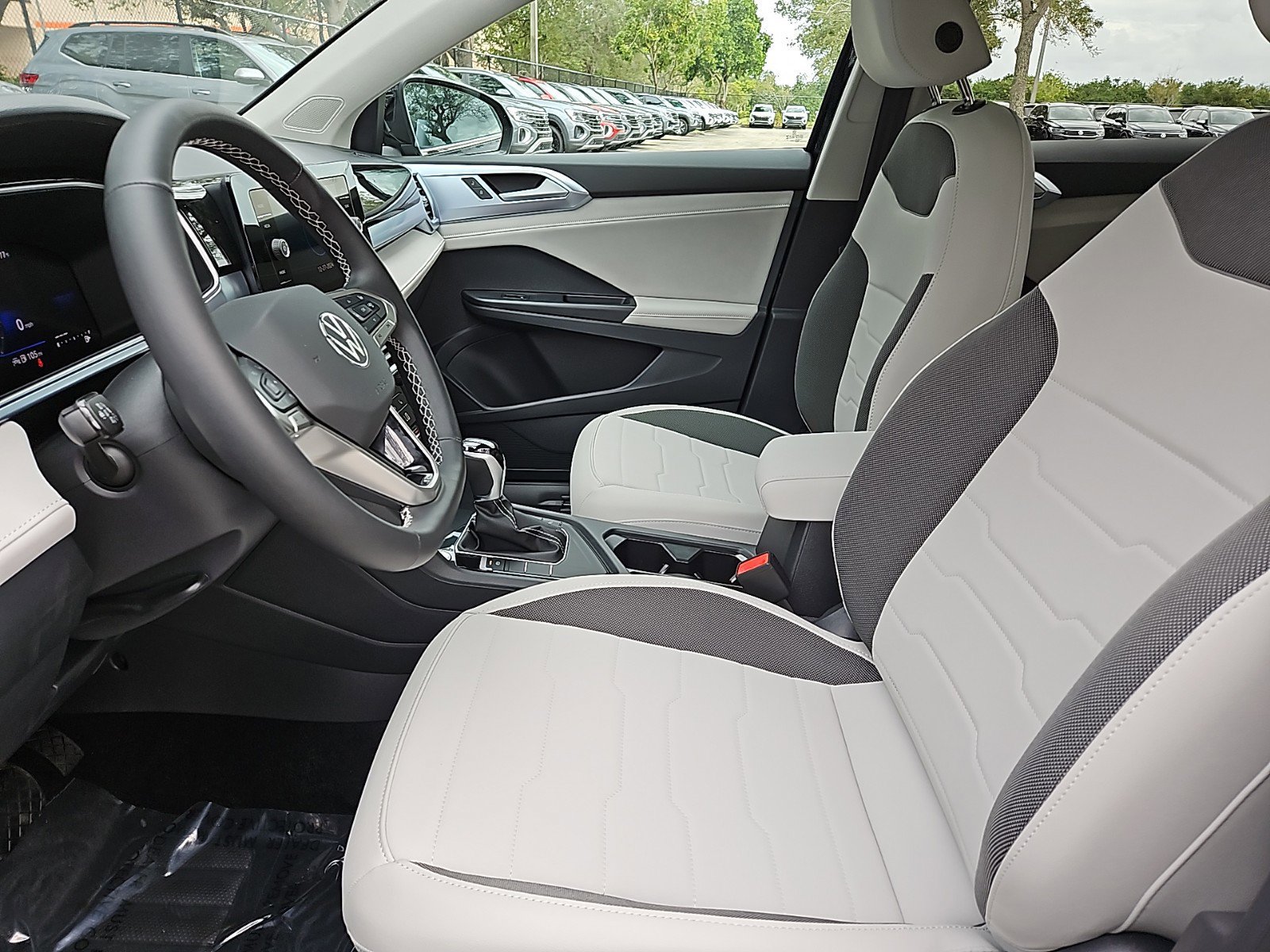 2026 Volkswagen Taos S - Photo 8