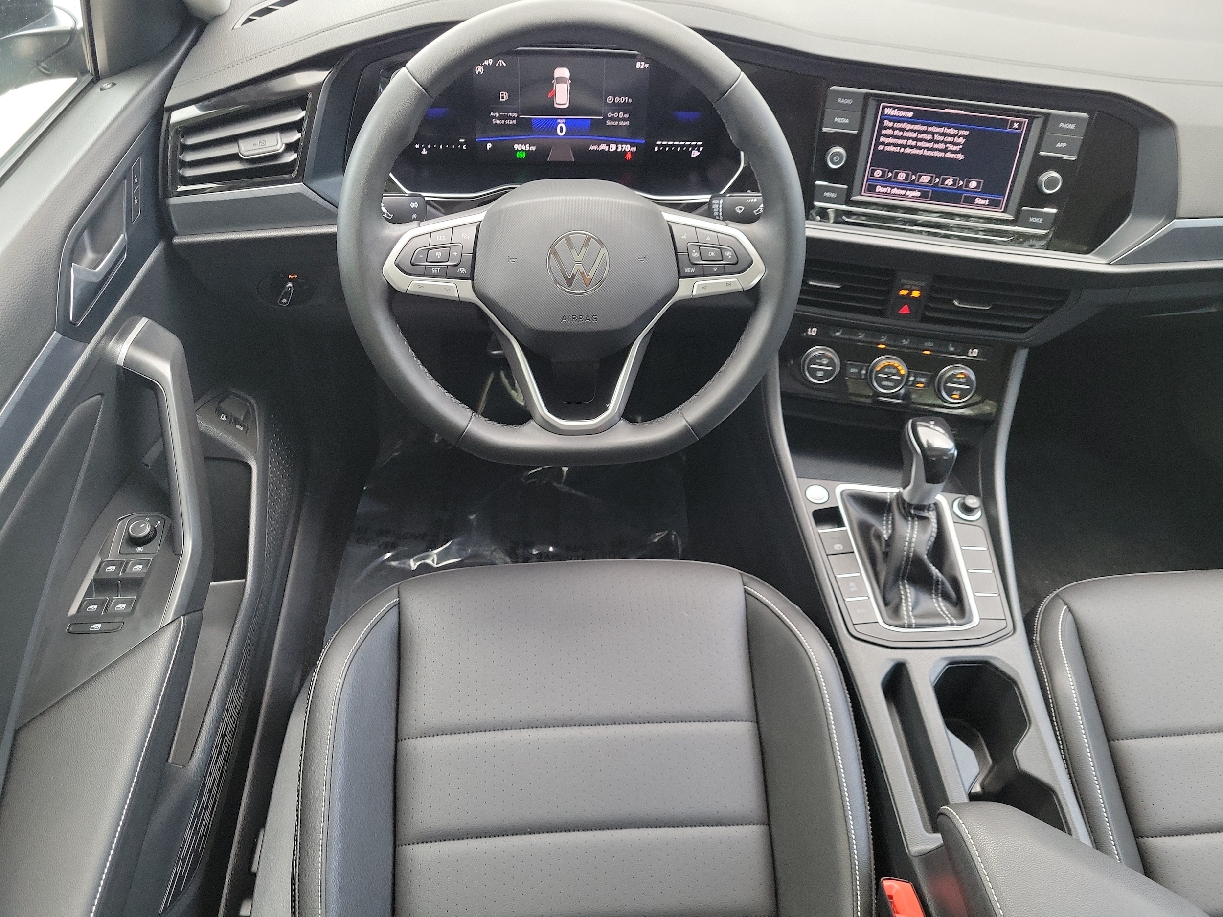 2024 Volkswagen Jetta SE - Photo 10
