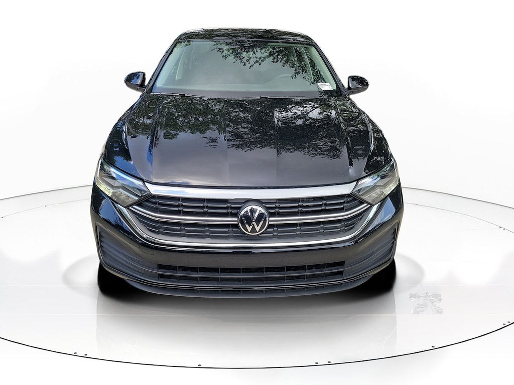 Used 2024 Volkswagen Jetta 1.5T SE Sedan