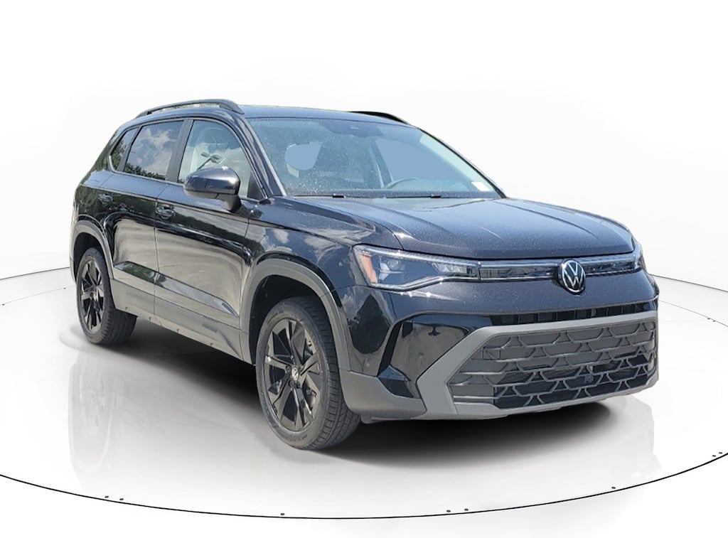 New 2026 Volkswagen Taos 1.5T SE Black SUV