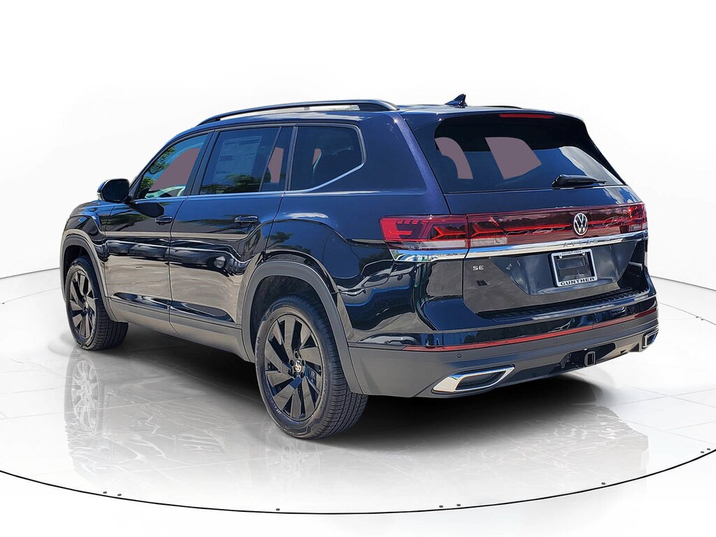 New 2026 Volkswagen Atlas SE w/Technology SUV