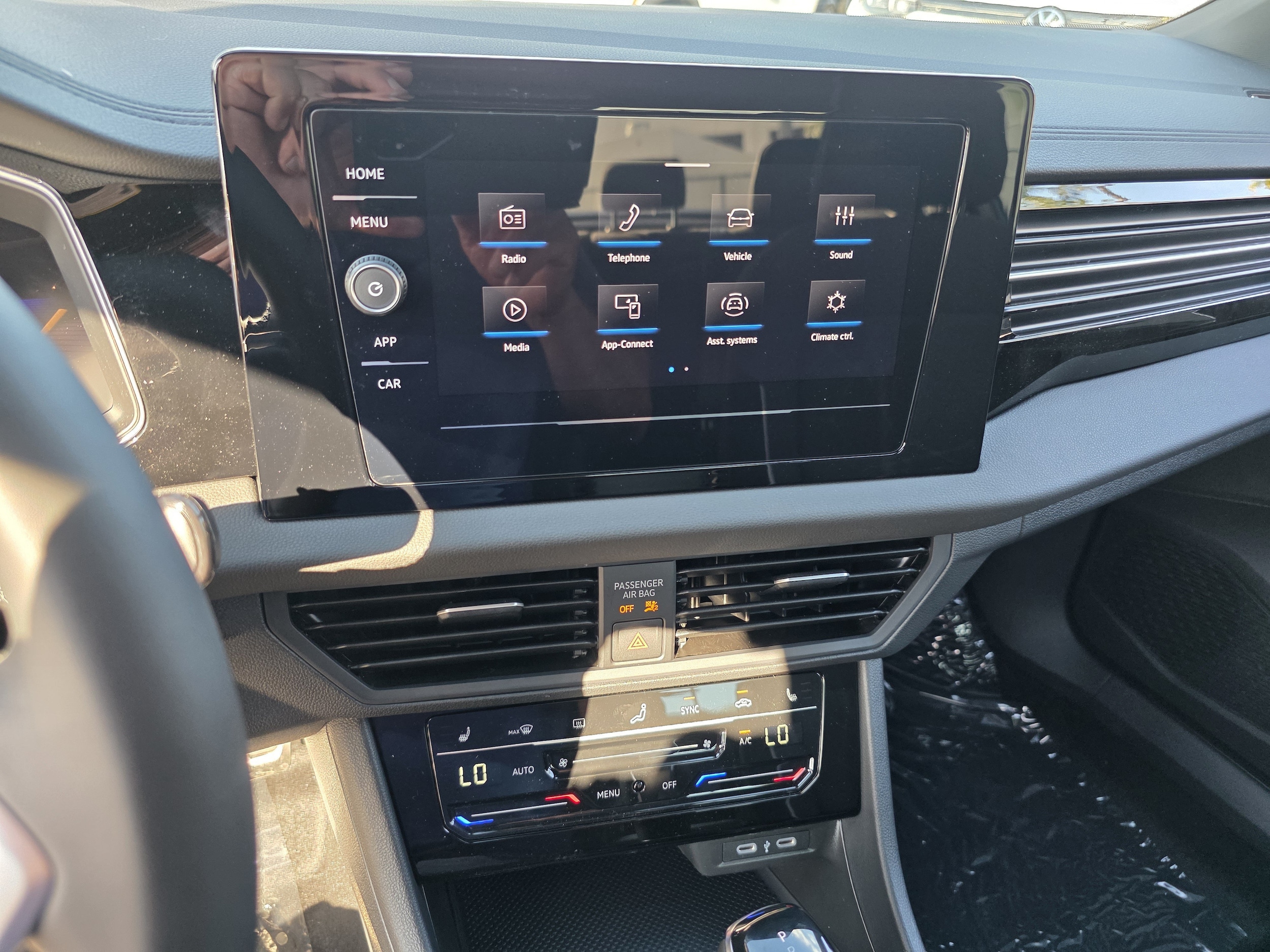 2026 Volkswagen Jetta Sport - Photo 14