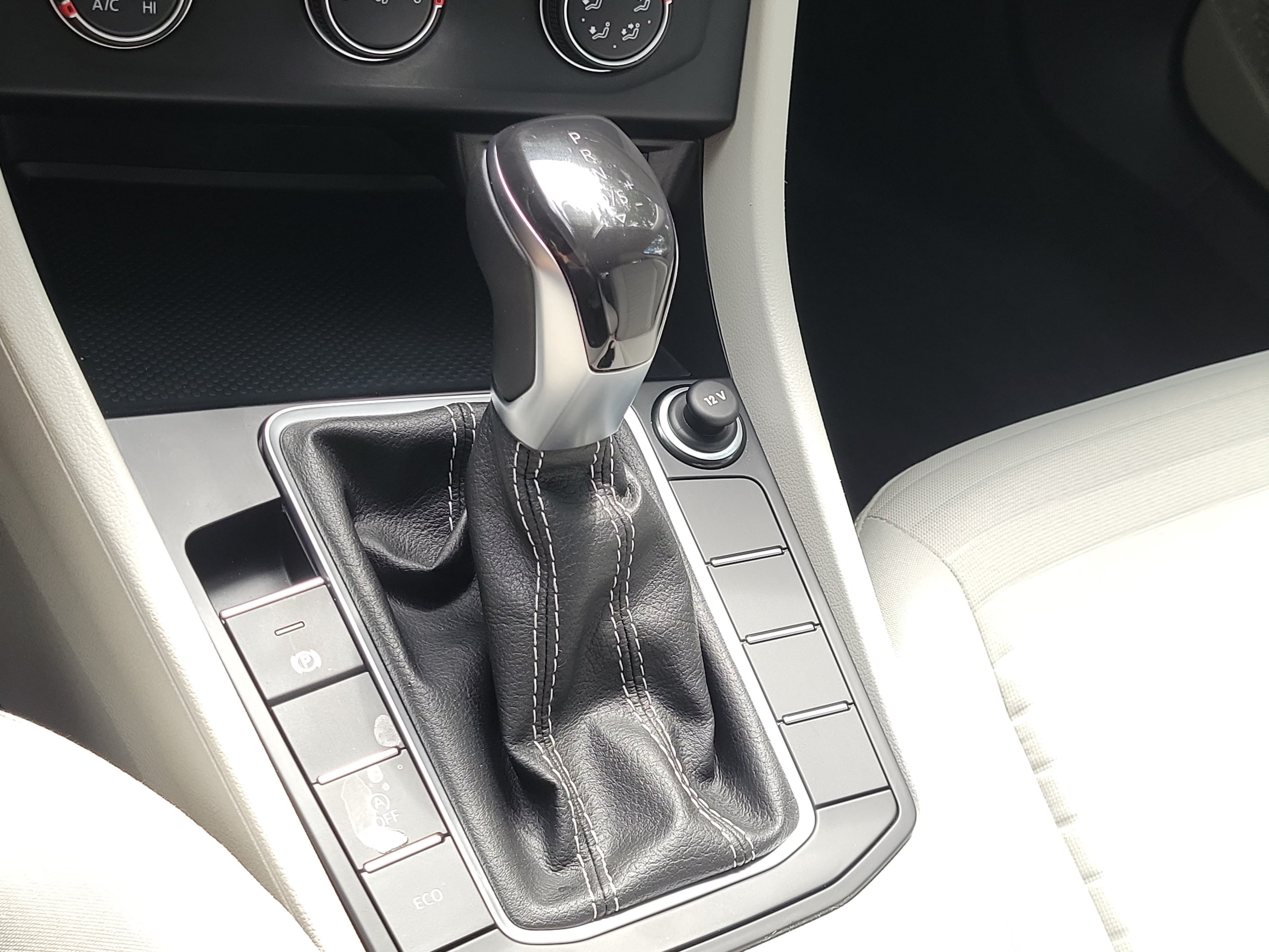2024 Volkswagen Jetta S - Photo 25