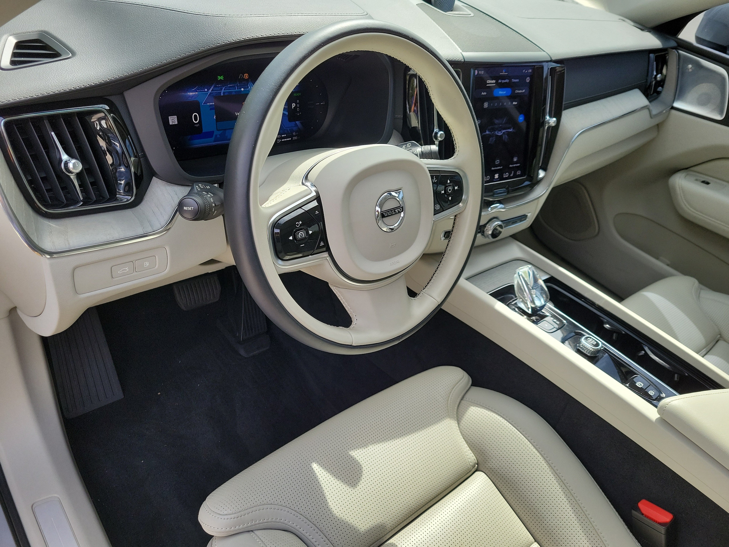 2023 Volvo XC60 Ultimate - Photo 20