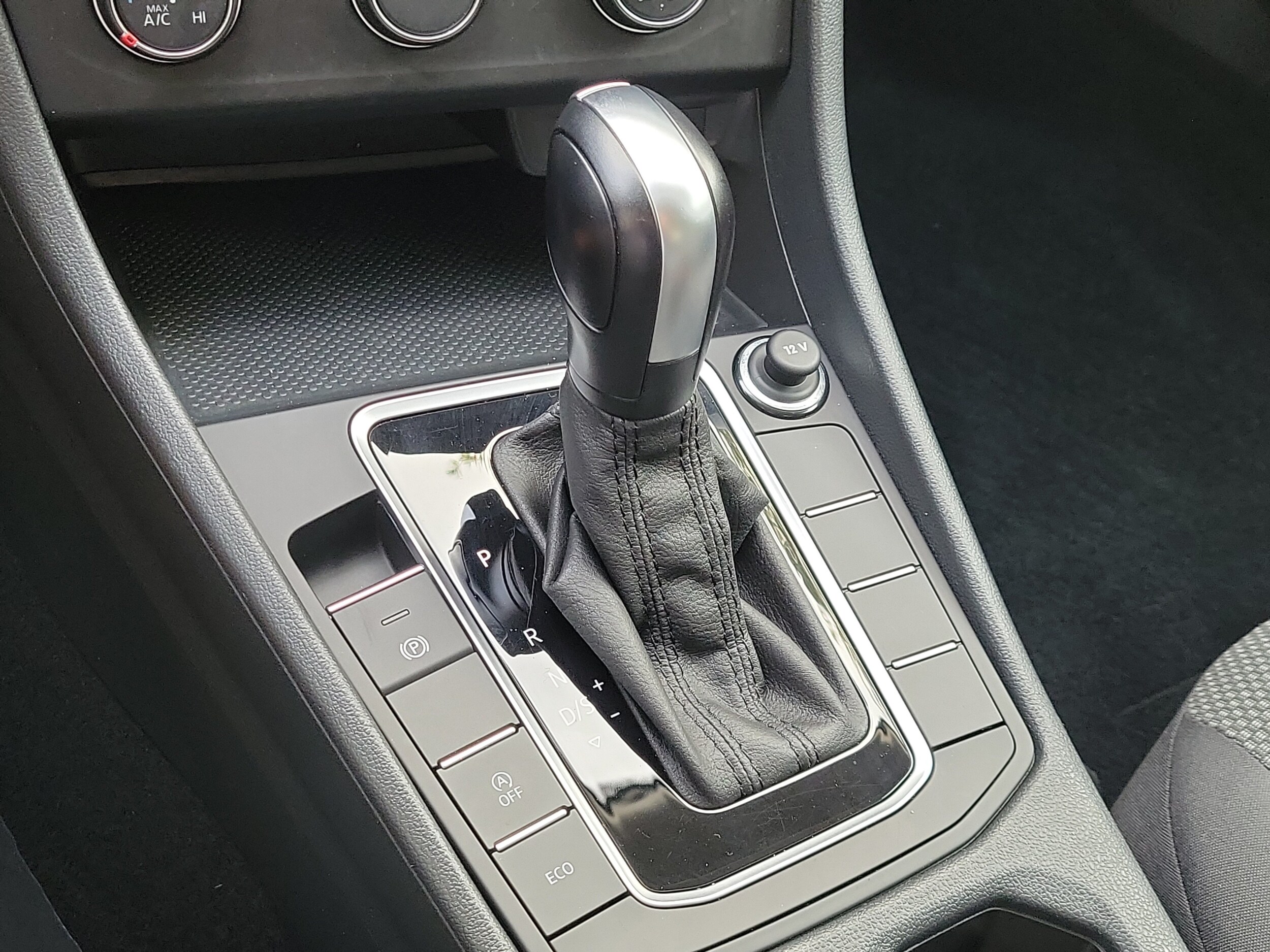 2020 Volkswagen Jetta S - Photo 27